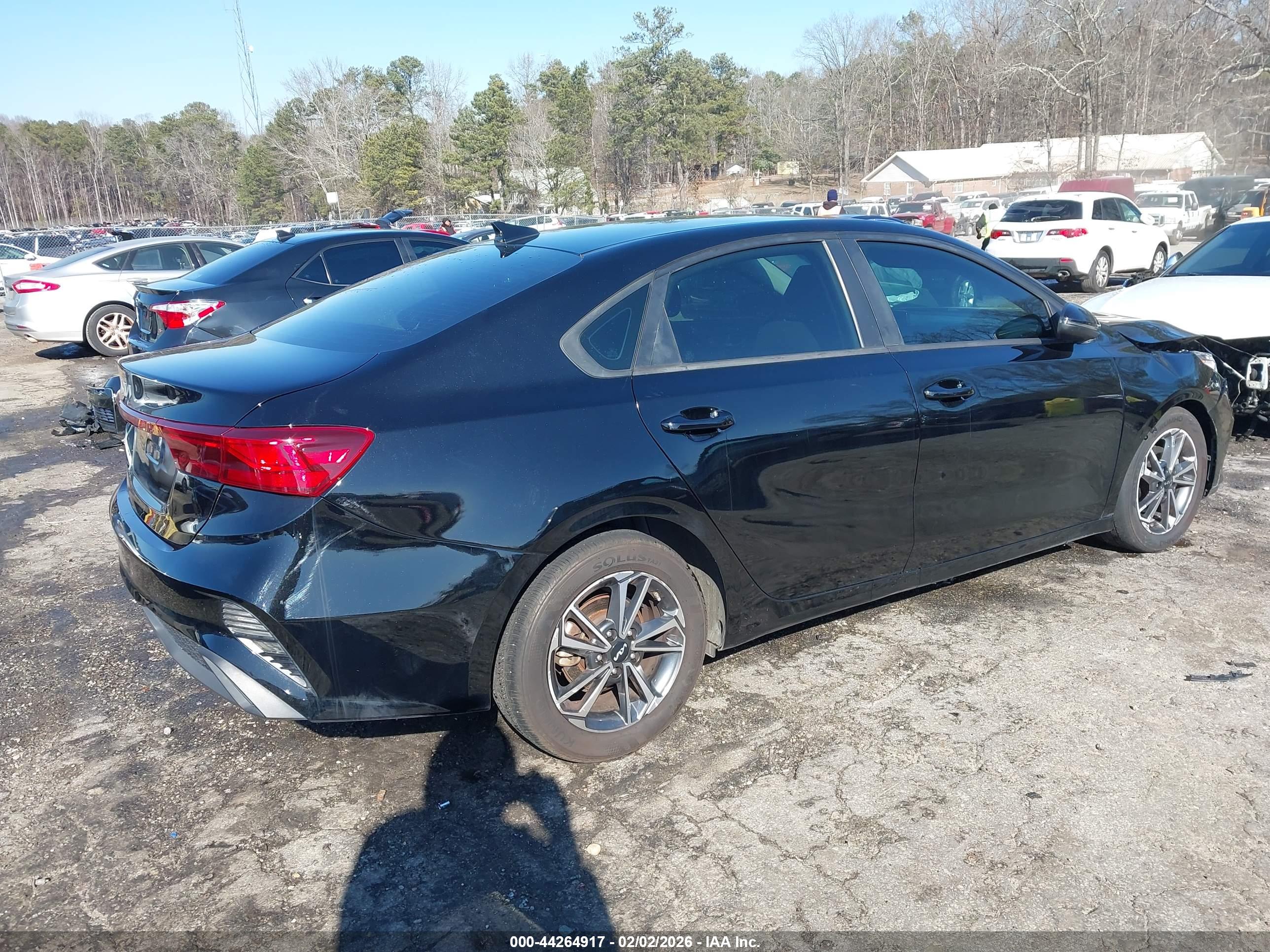 KIA FORTE image 4