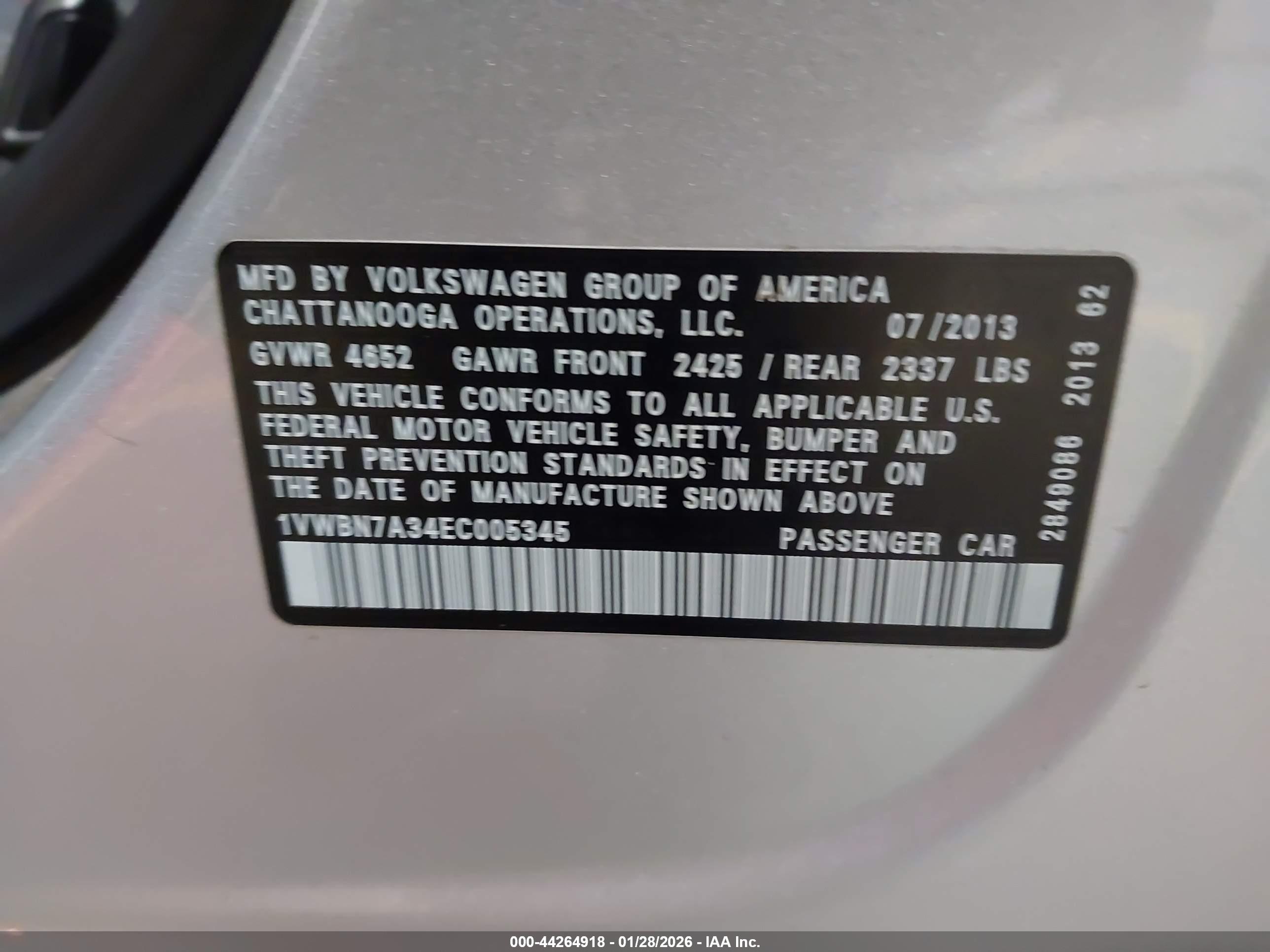 VOLKSWAGEN PASSAT image 9