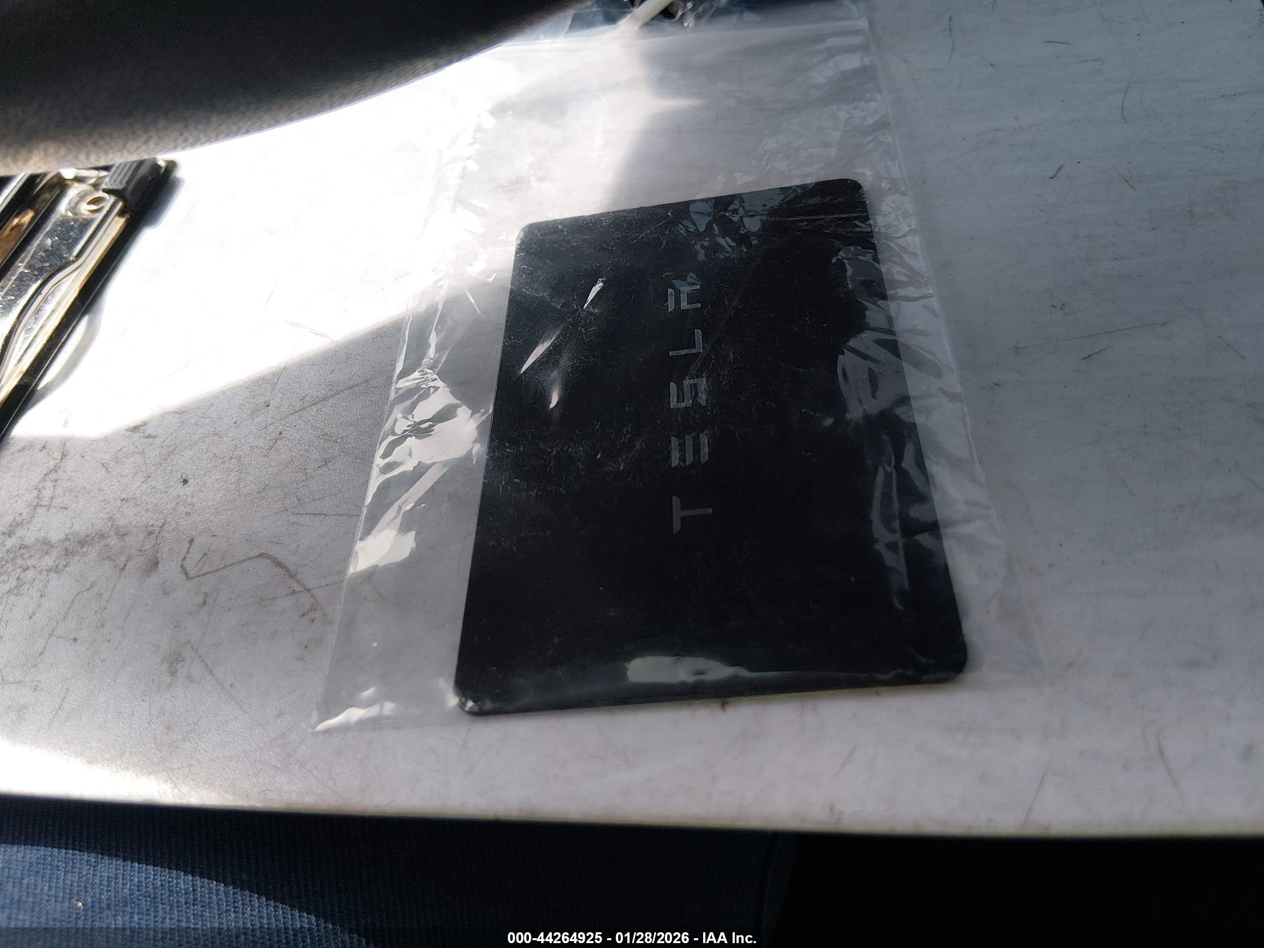 TESLA MODEL image 11