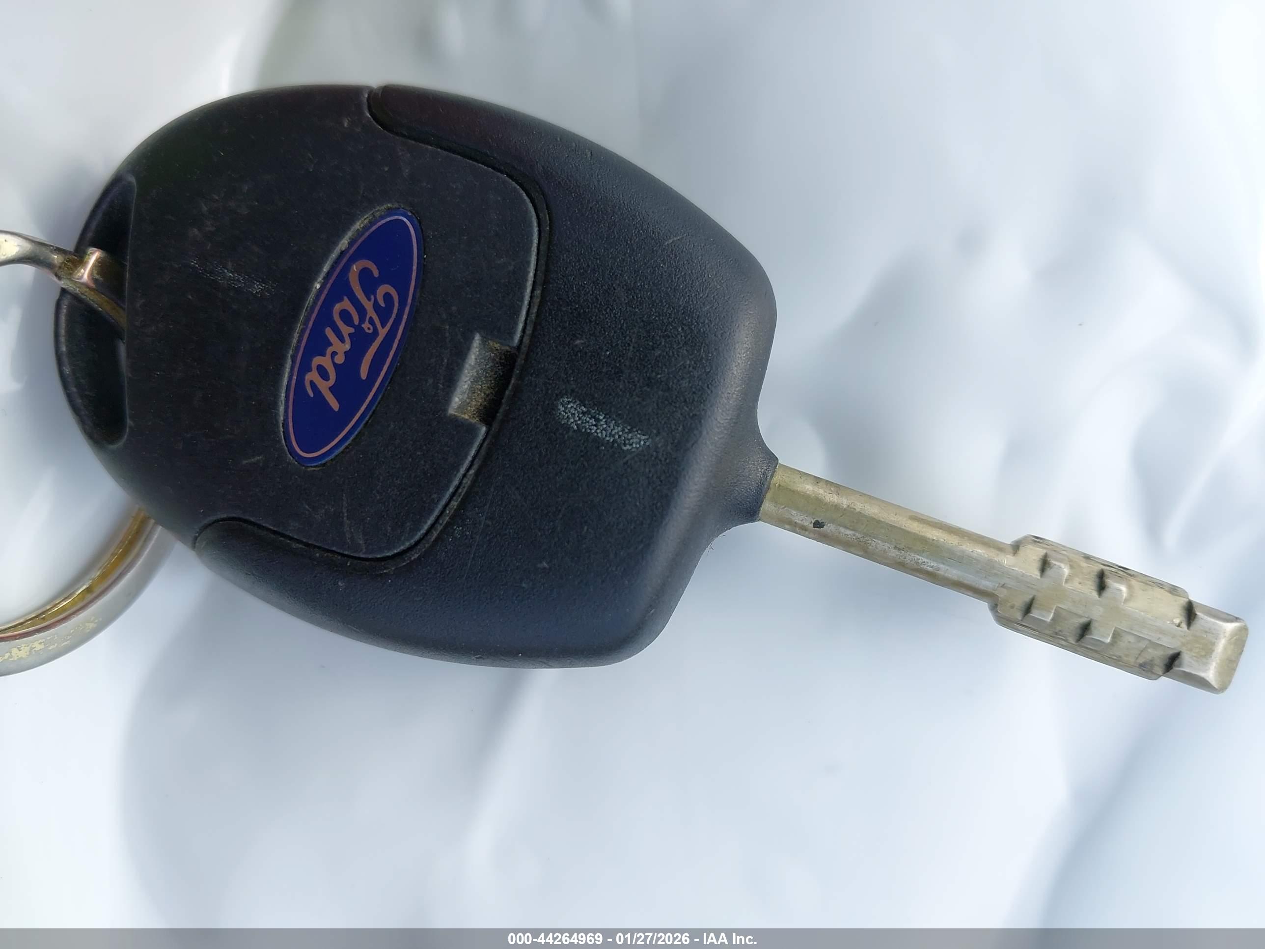 FORD TRANSIT image 11