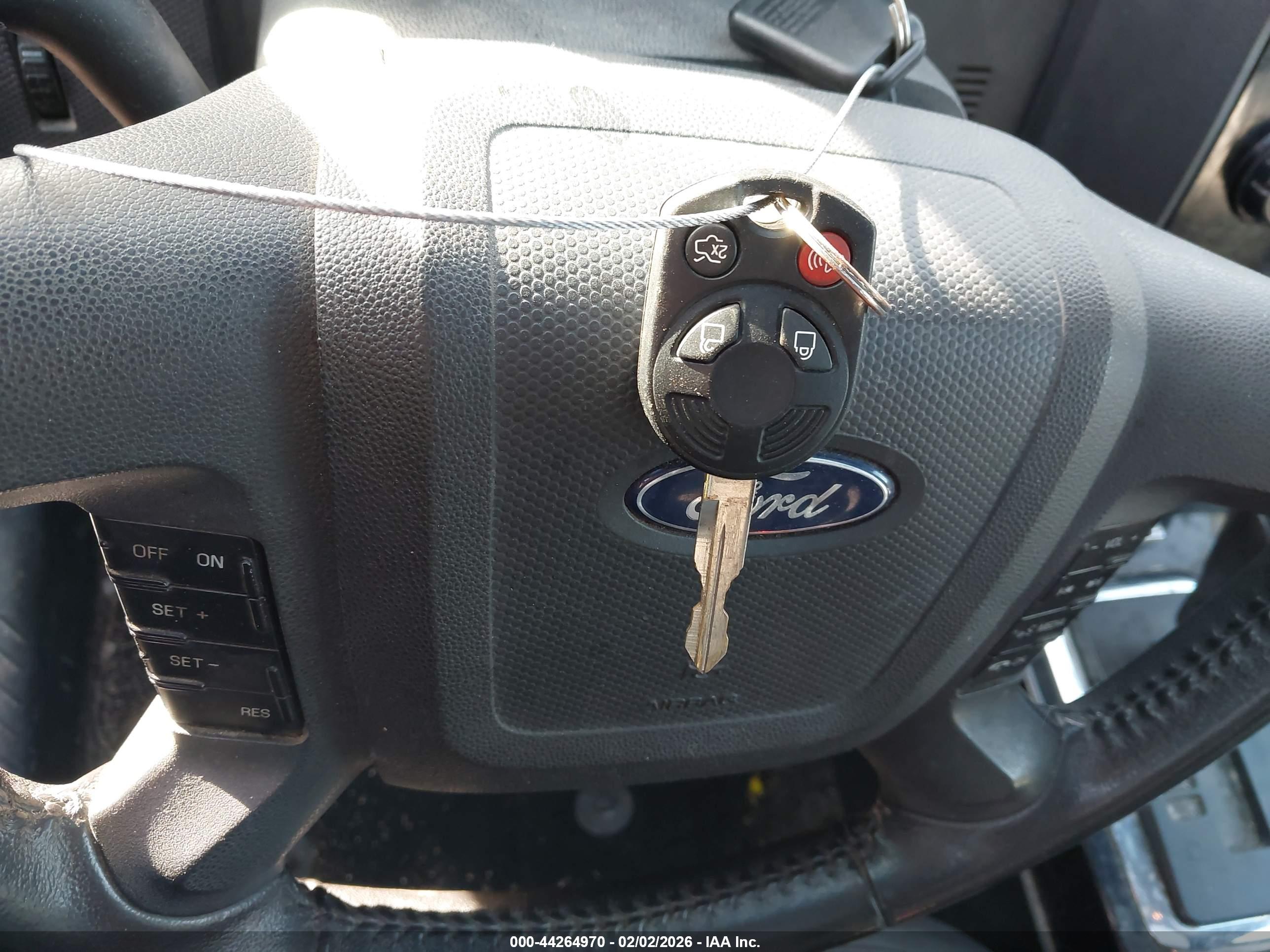 FORD ESCAPE image 11