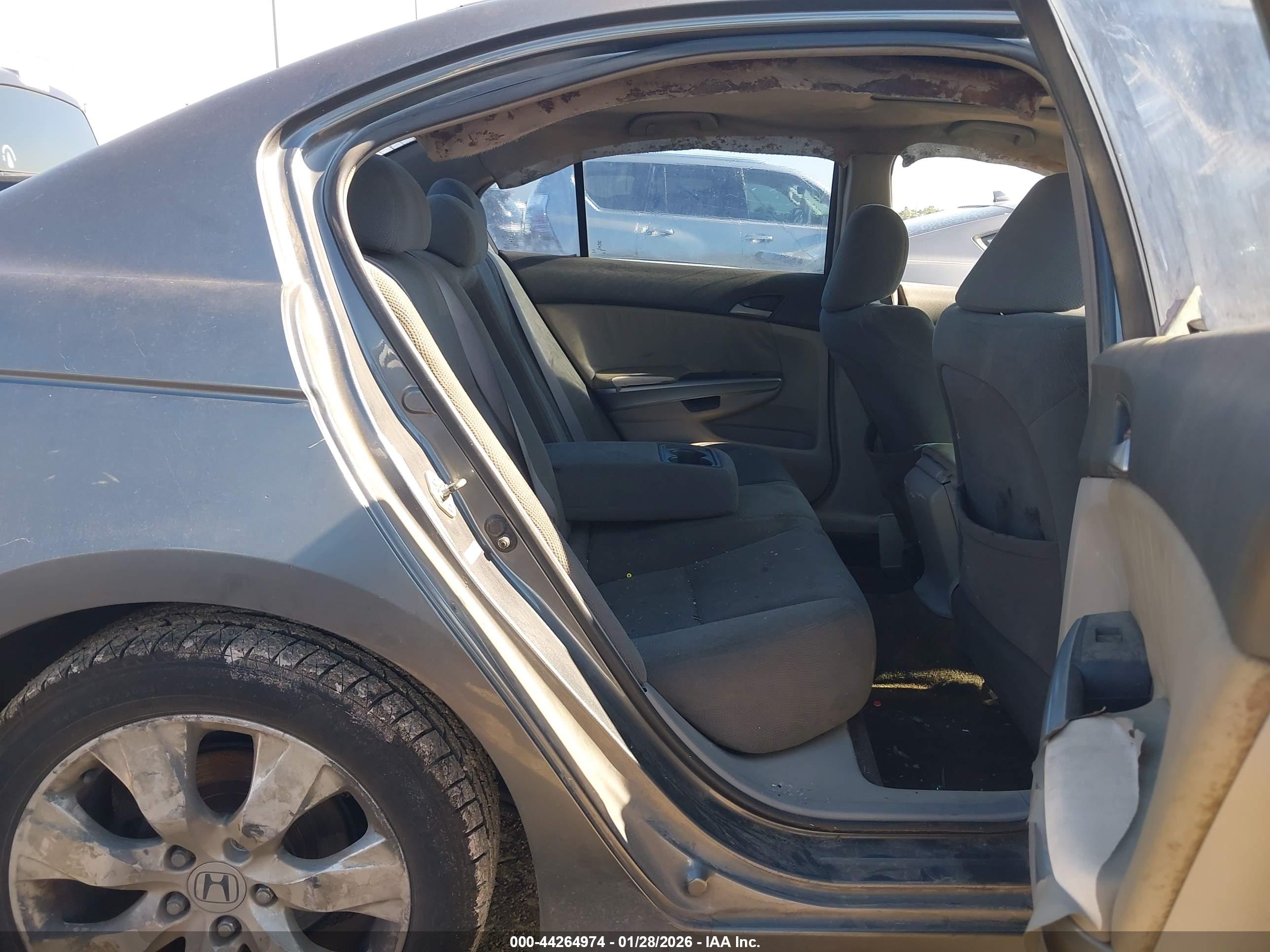 HONDA ACCORD image 8