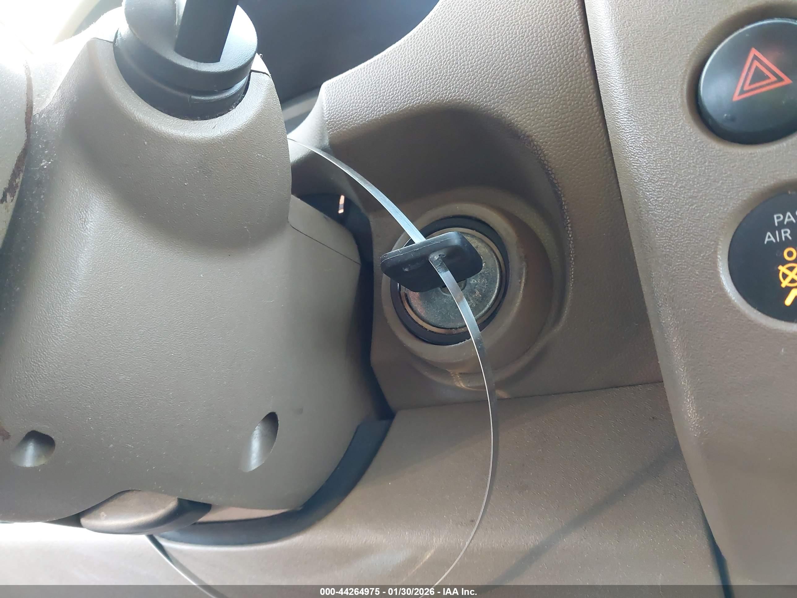 NISSAN FRONTIER image 11