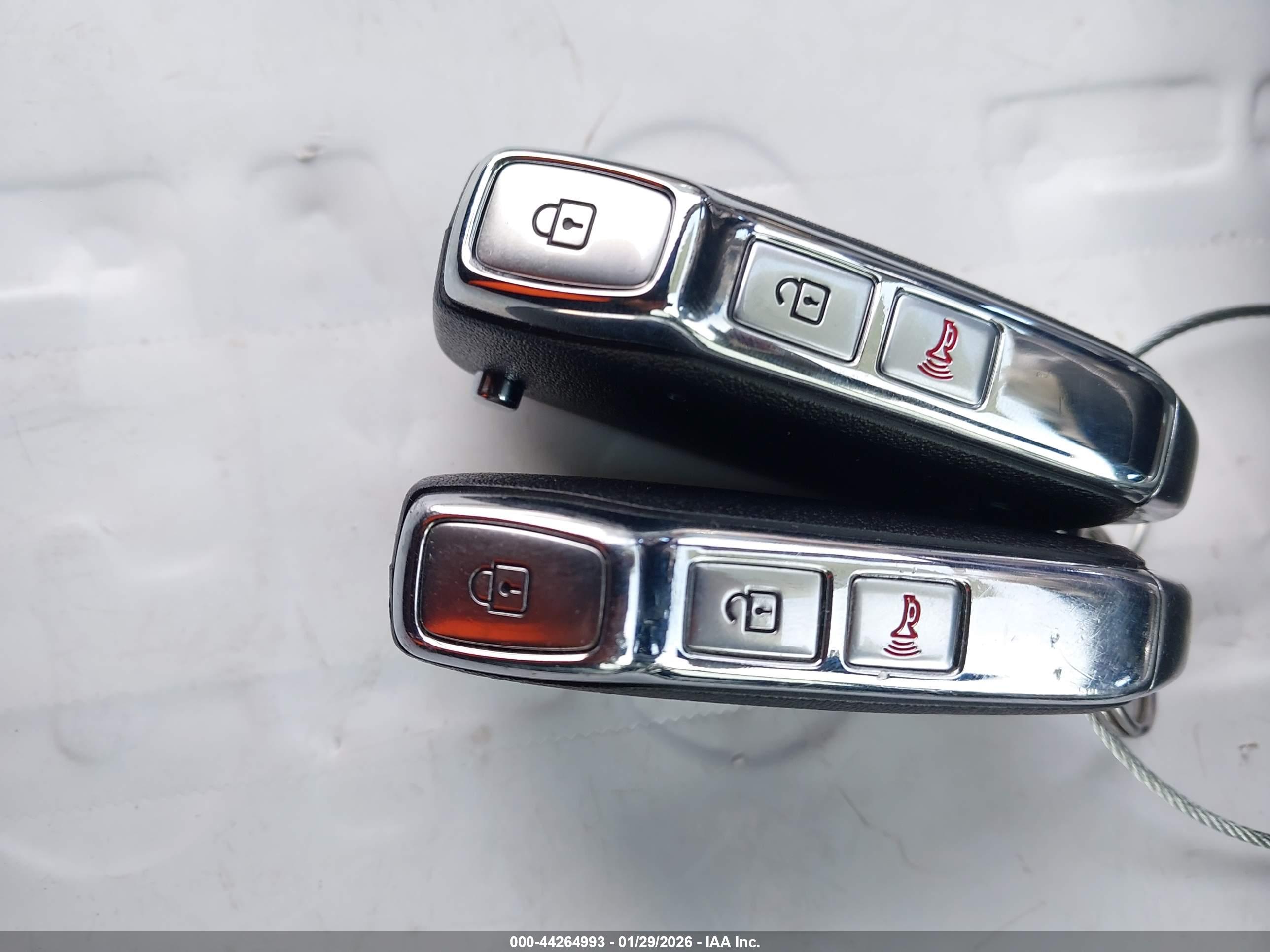 KIA SPORTAGE image 11