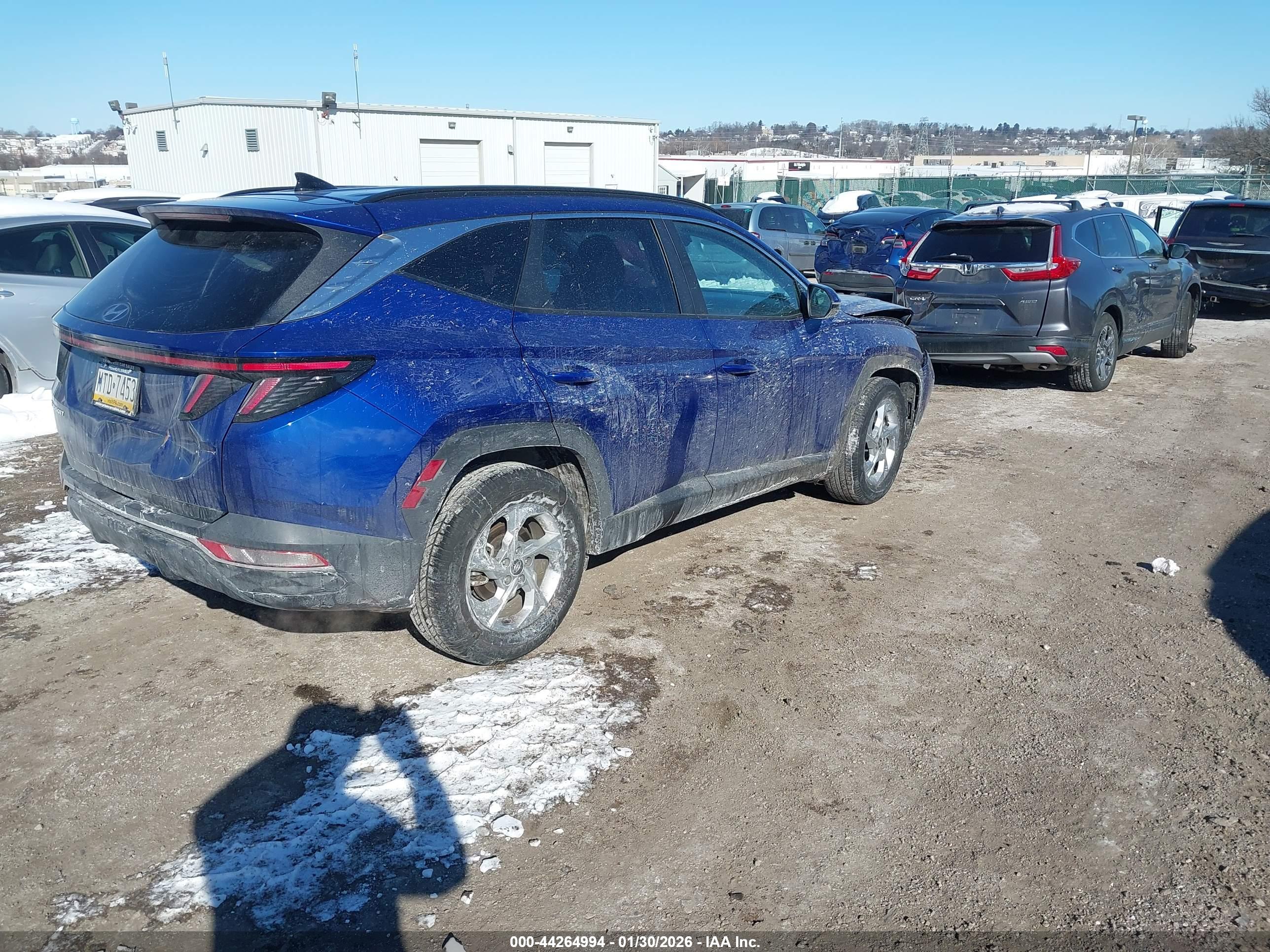 HYUNDAI TUCSON image 4