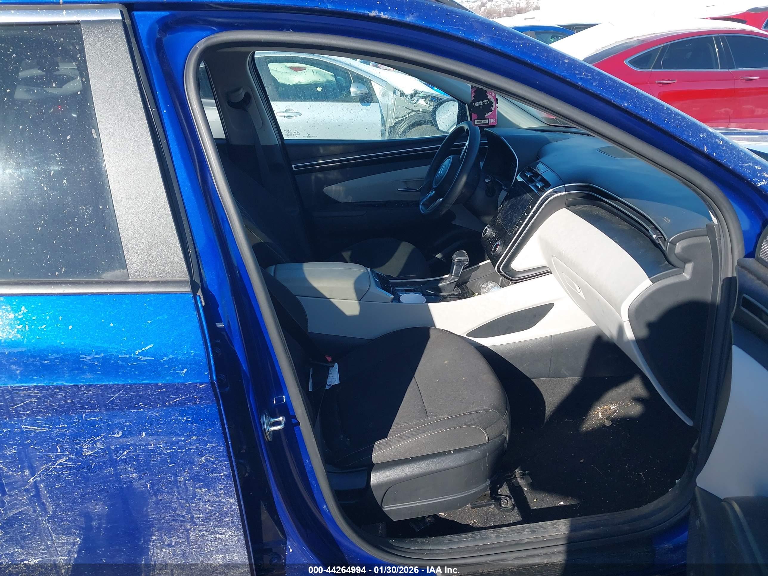 HYUNDAI TUCSON image 5
