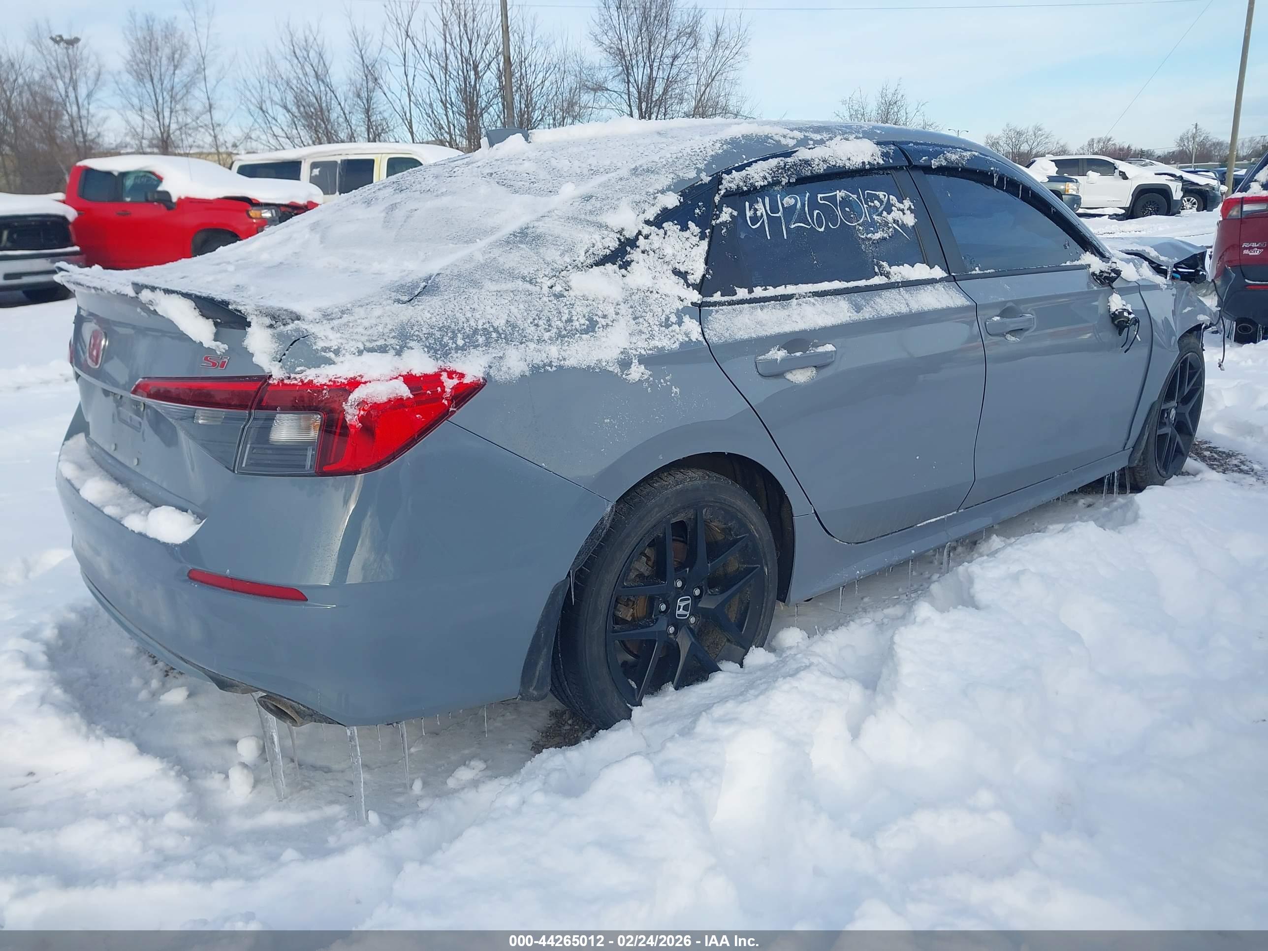 HONDA CIVIC image 4
