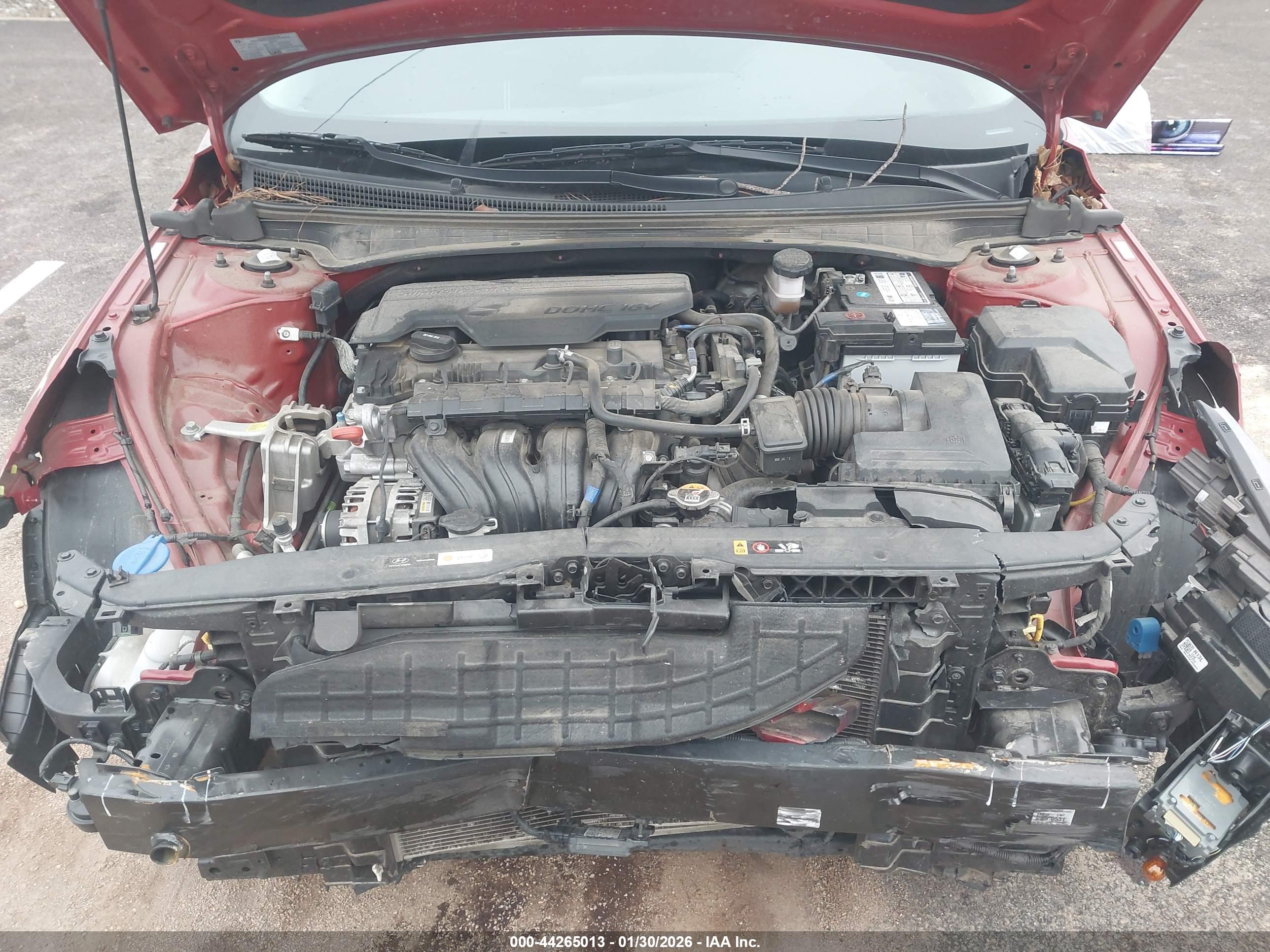 HYUNDAI ELANTRA image 10