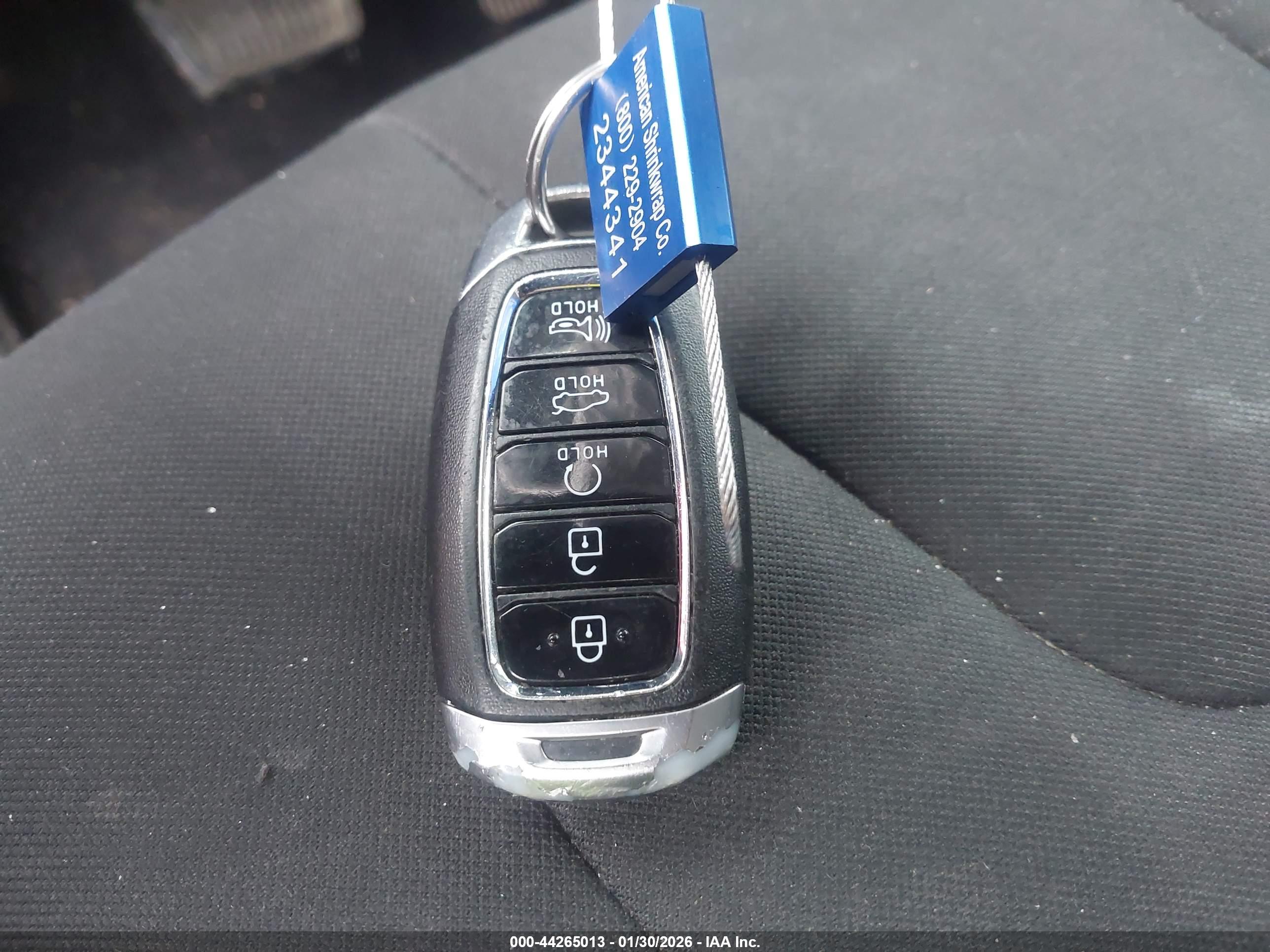 HYUNDAI ELANTRA image 11