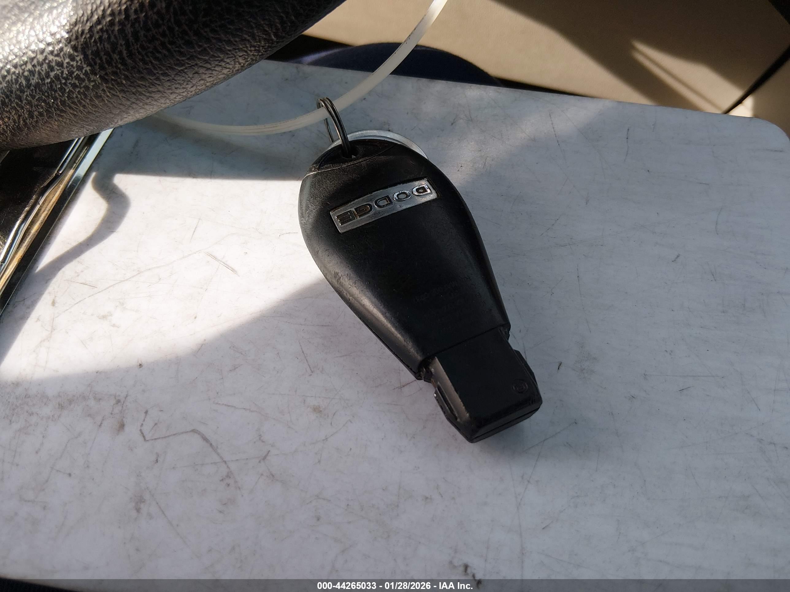 DODGE GRAND image 11