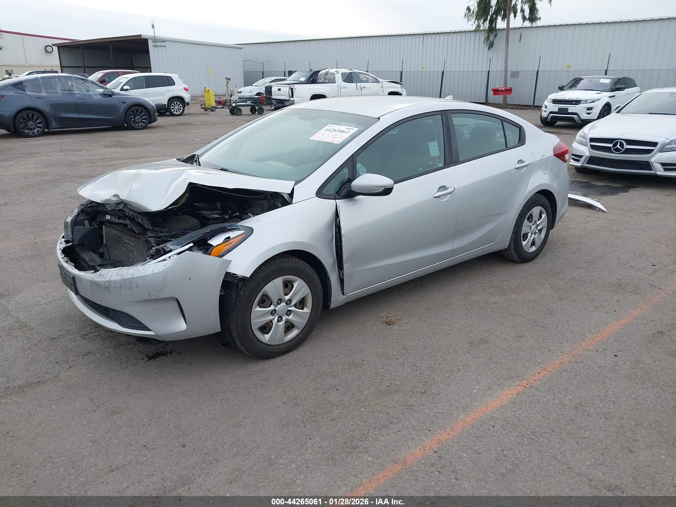 KIA FORTE image 2