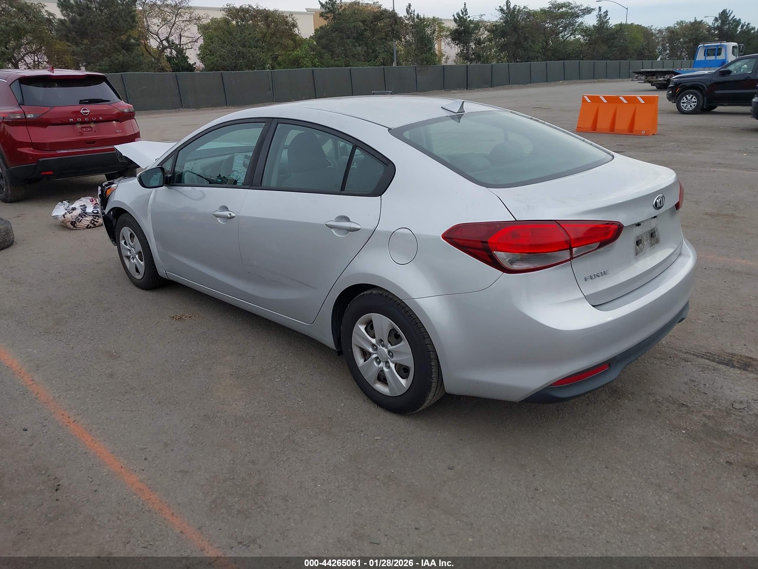 KIA FORTE image 3