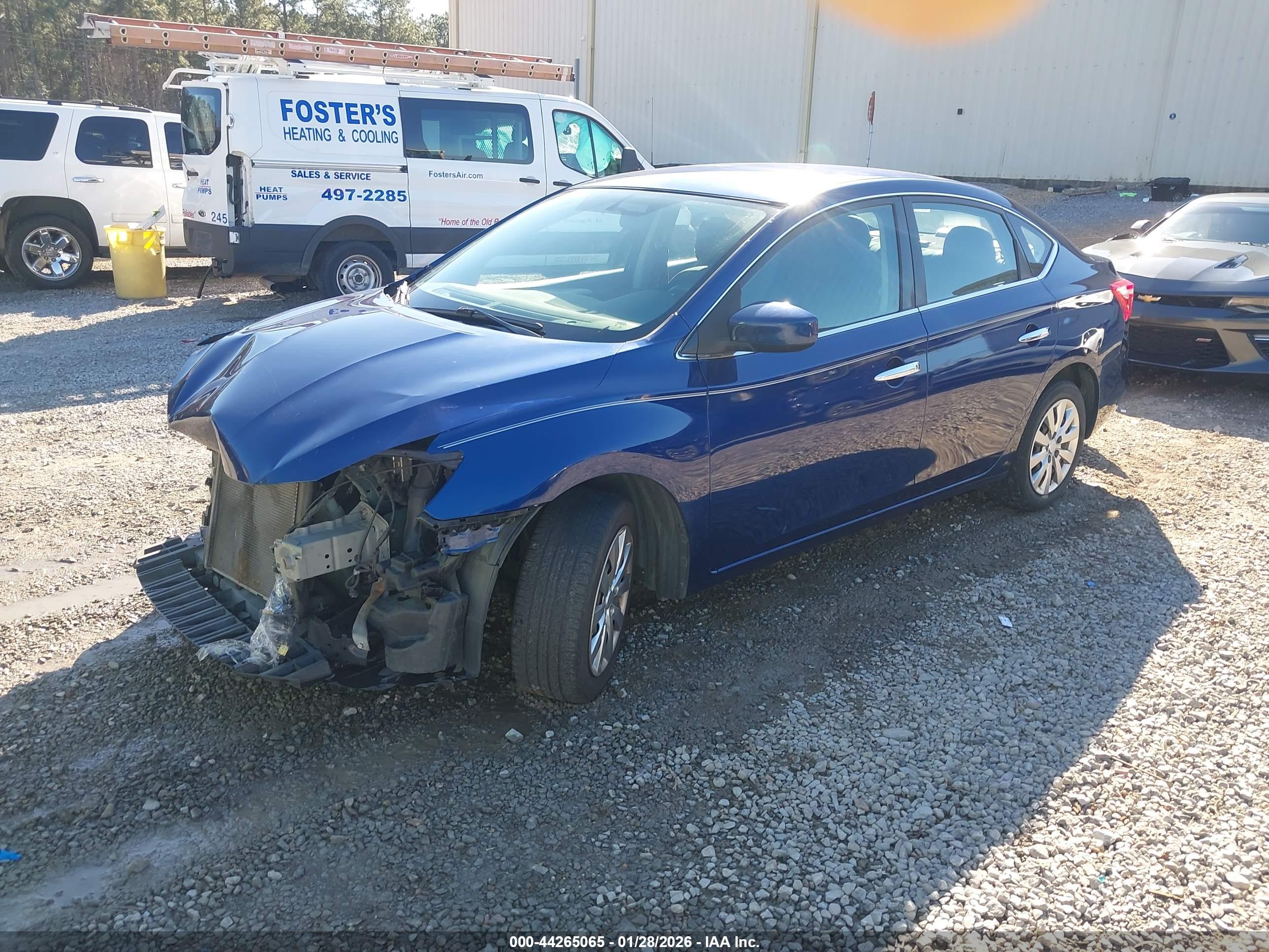 NISSAN SENTRA image 2