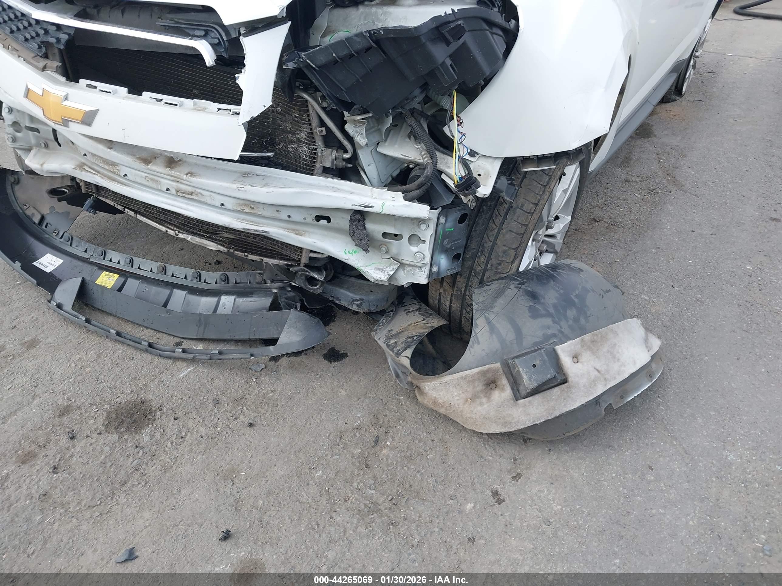 CHEVROLET EQUINOX image 6
