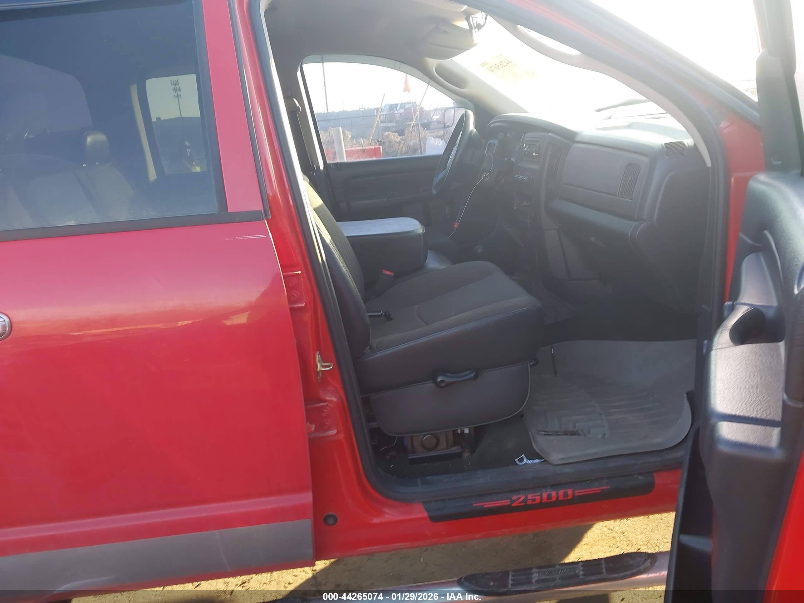 DODGE RAM image 5