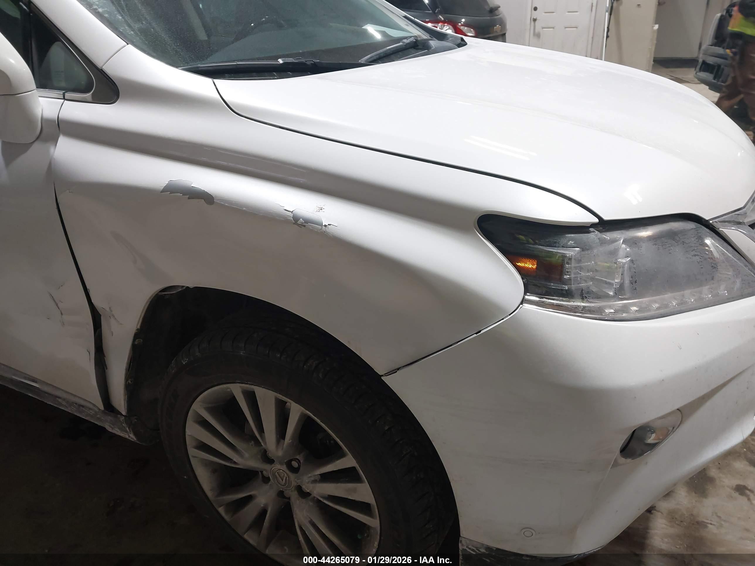 LEXUS RX image 6
