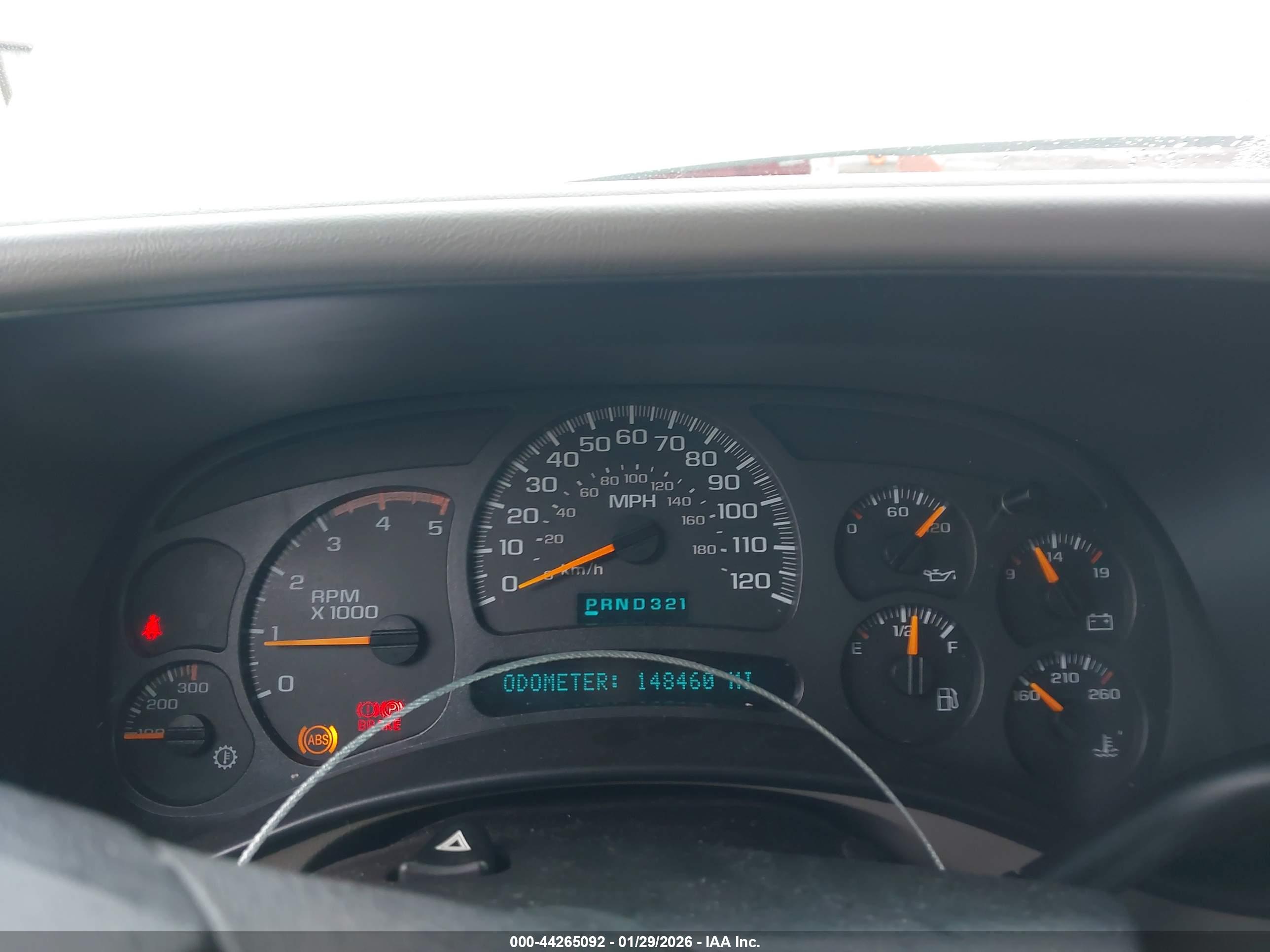 CHEVROLET SILVERADO image 7