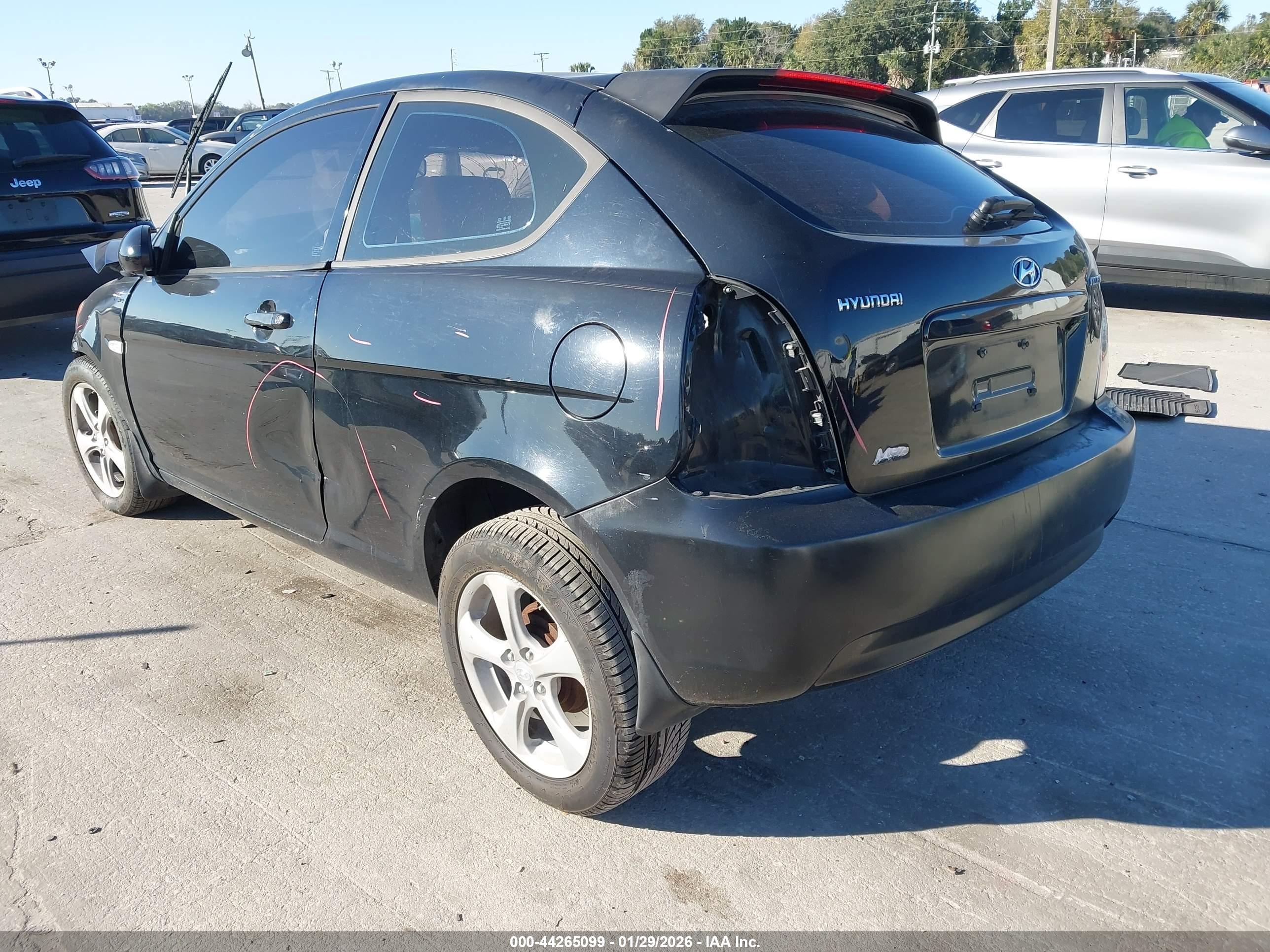 HYUNDAI ACCENT image 3