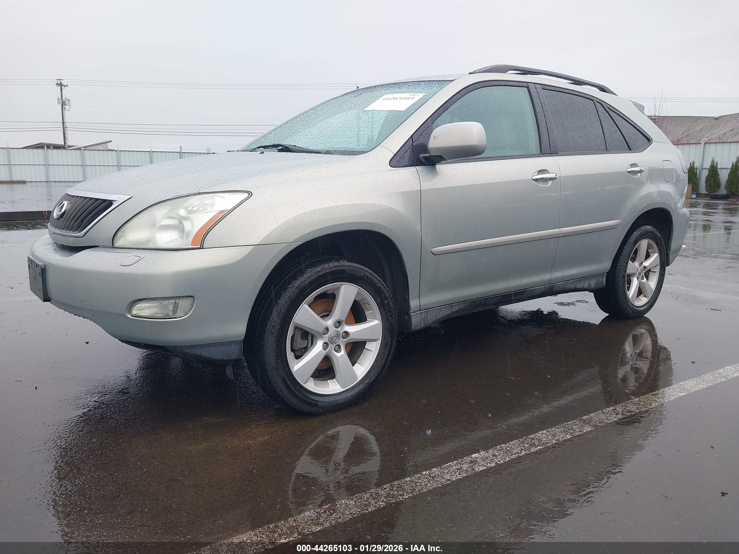 LEXUS RX image 2