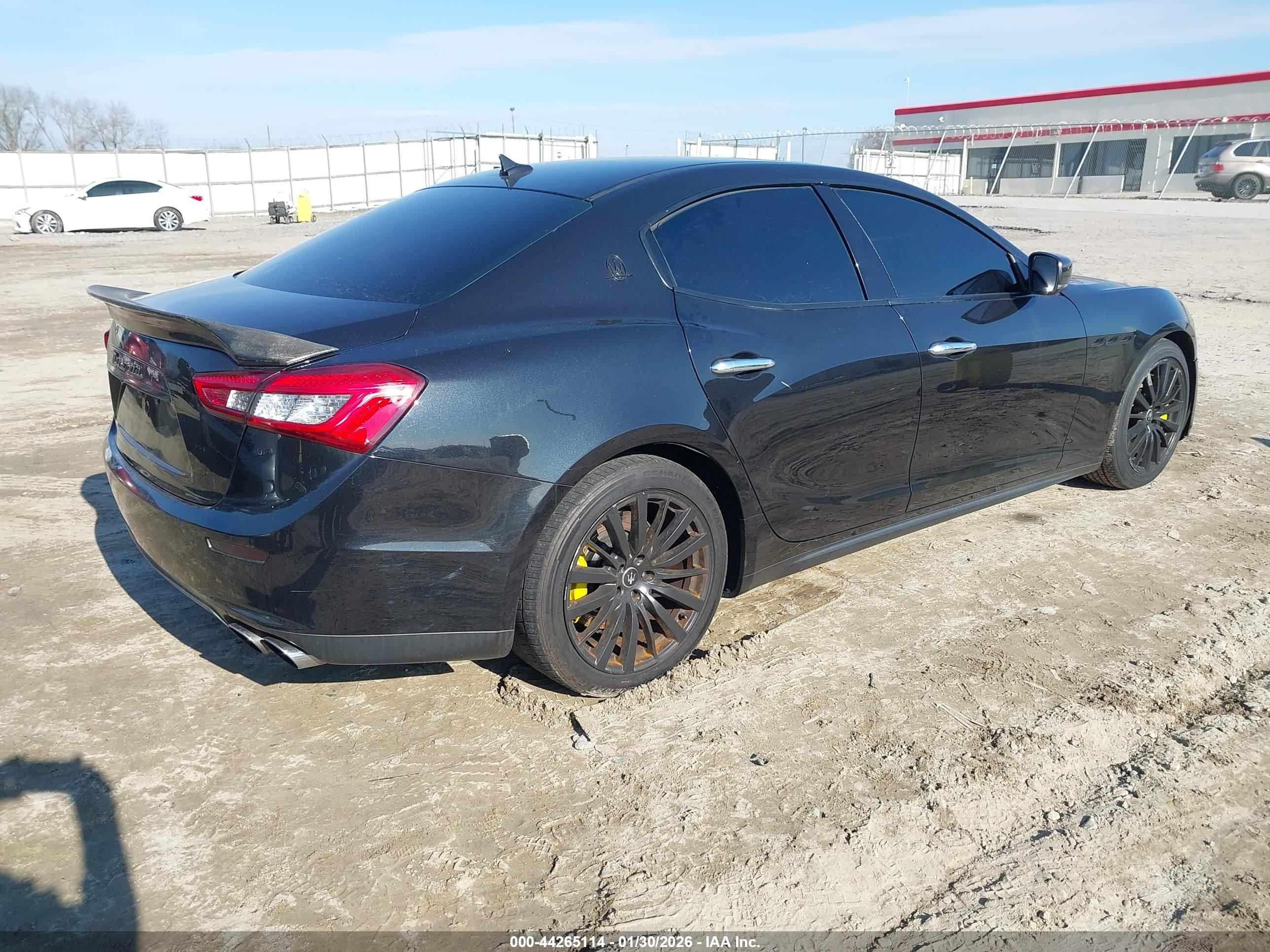 MASERATI GHIBLI image 4