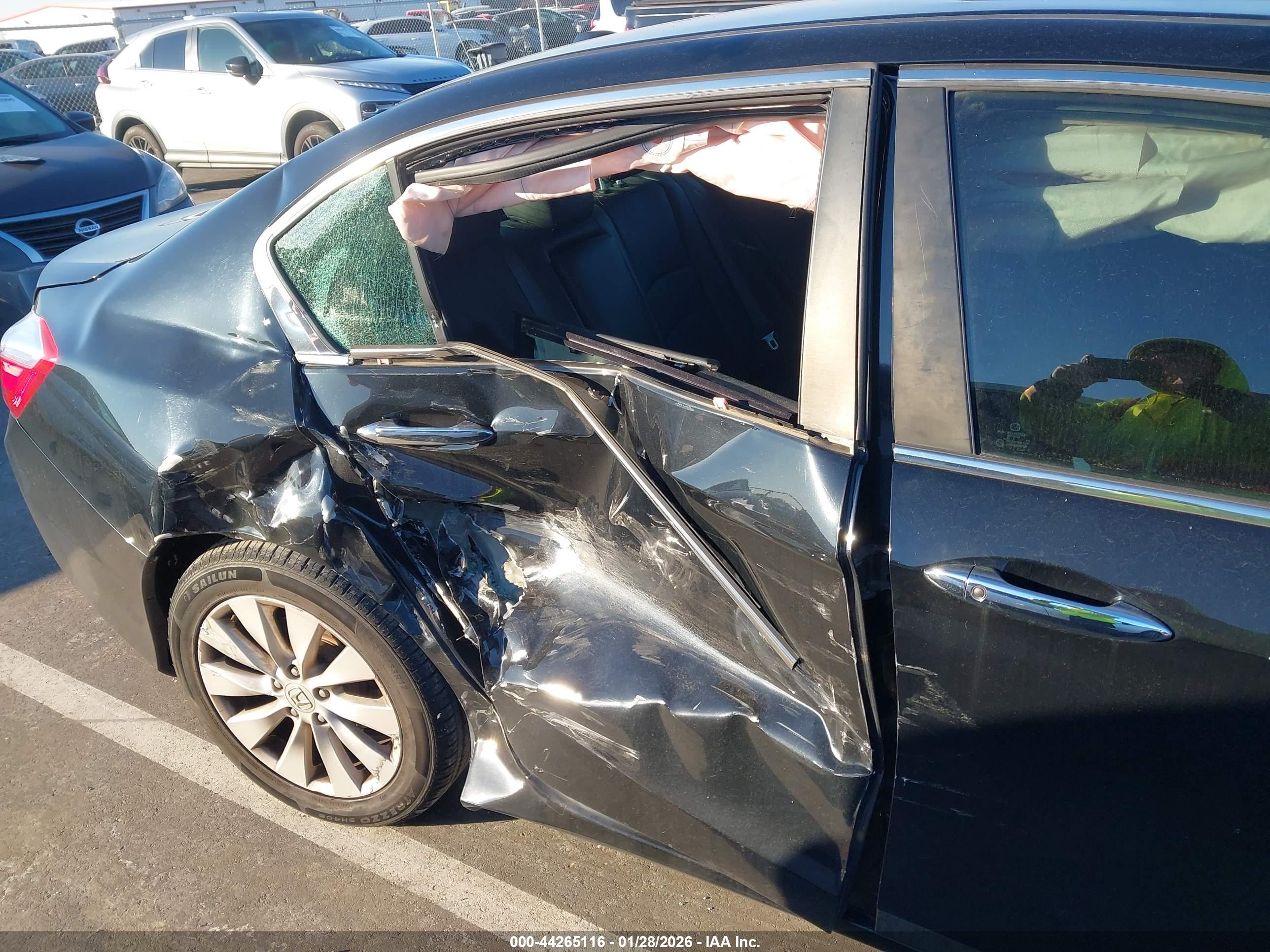 HONDA ACCORD image 6