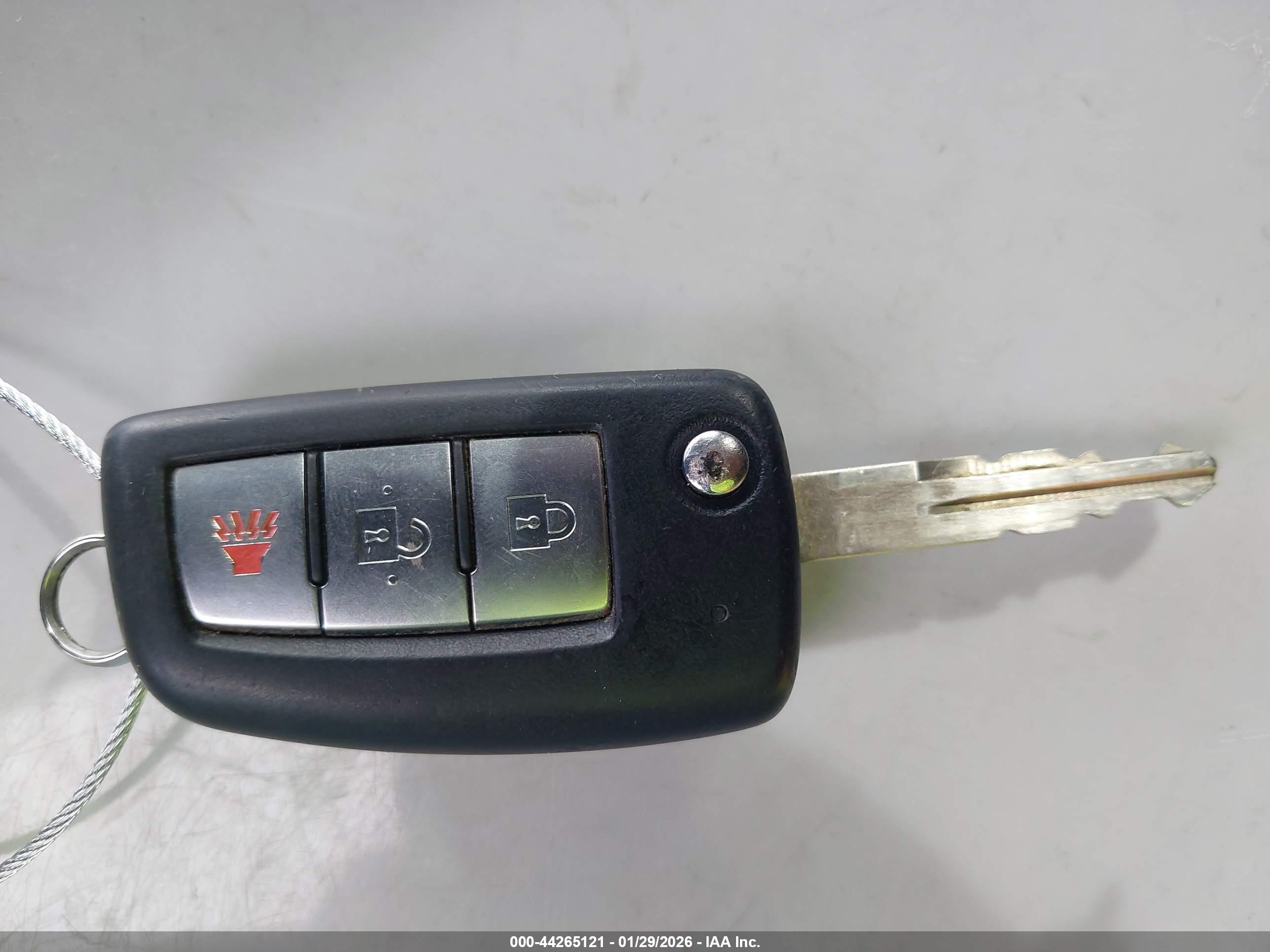 NISSAN ROGUE image 11