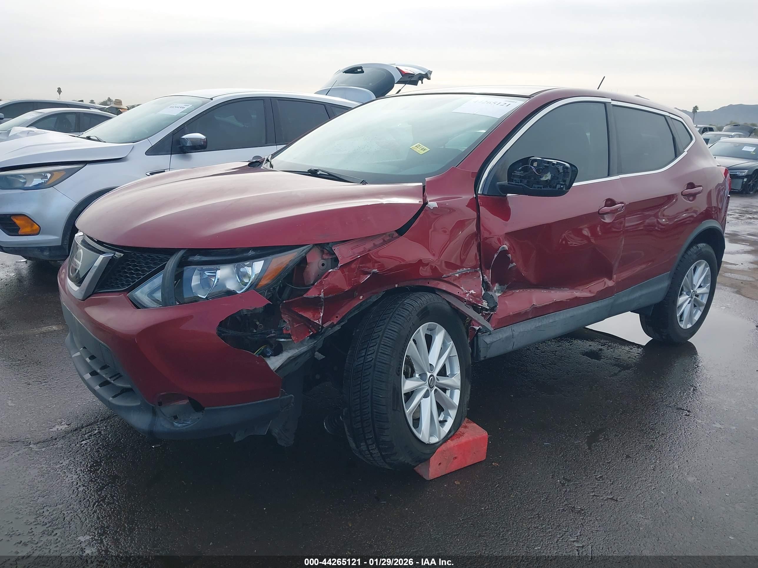 NISSAN ROGUE image 2