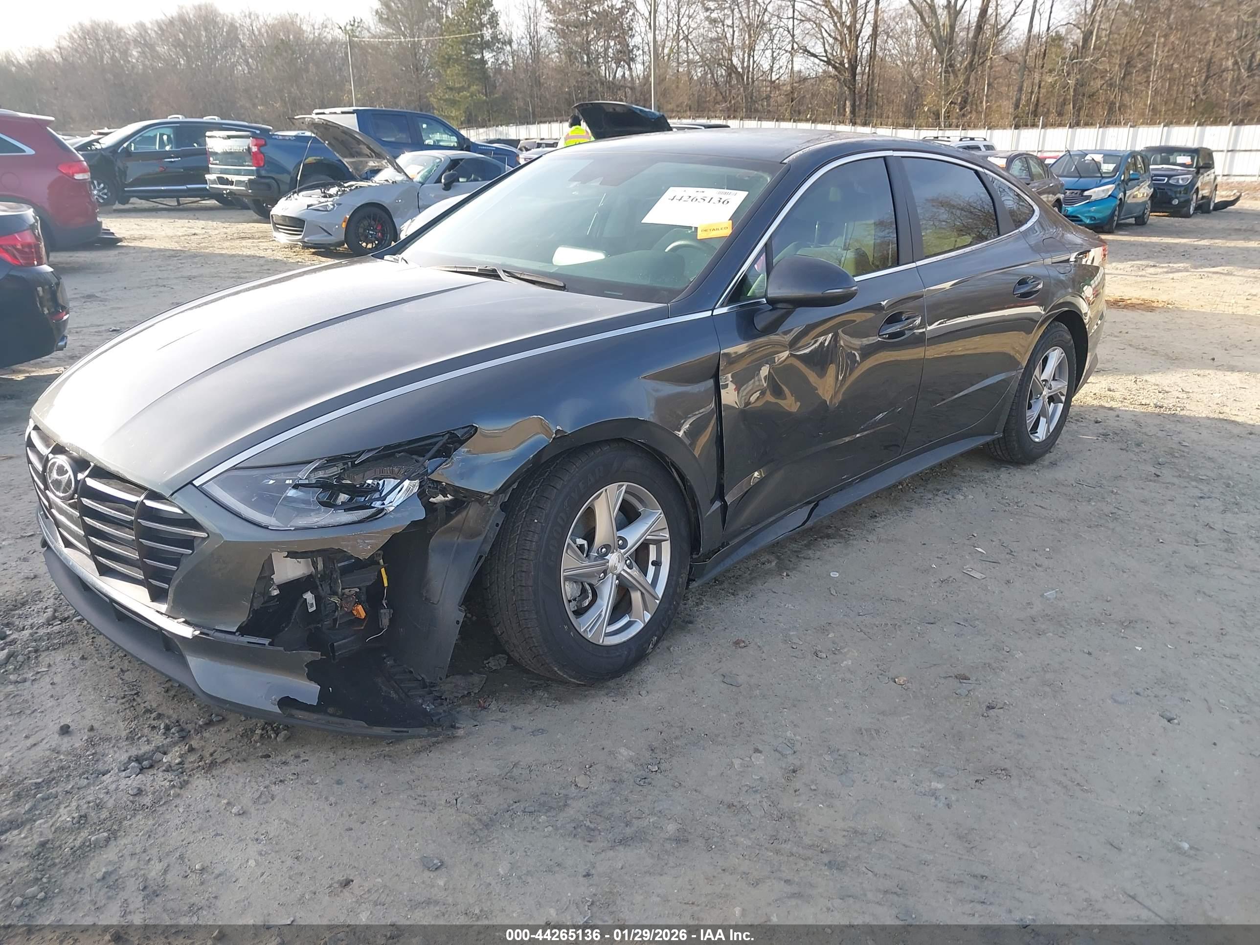 HYUNDAI SONATA image 6
