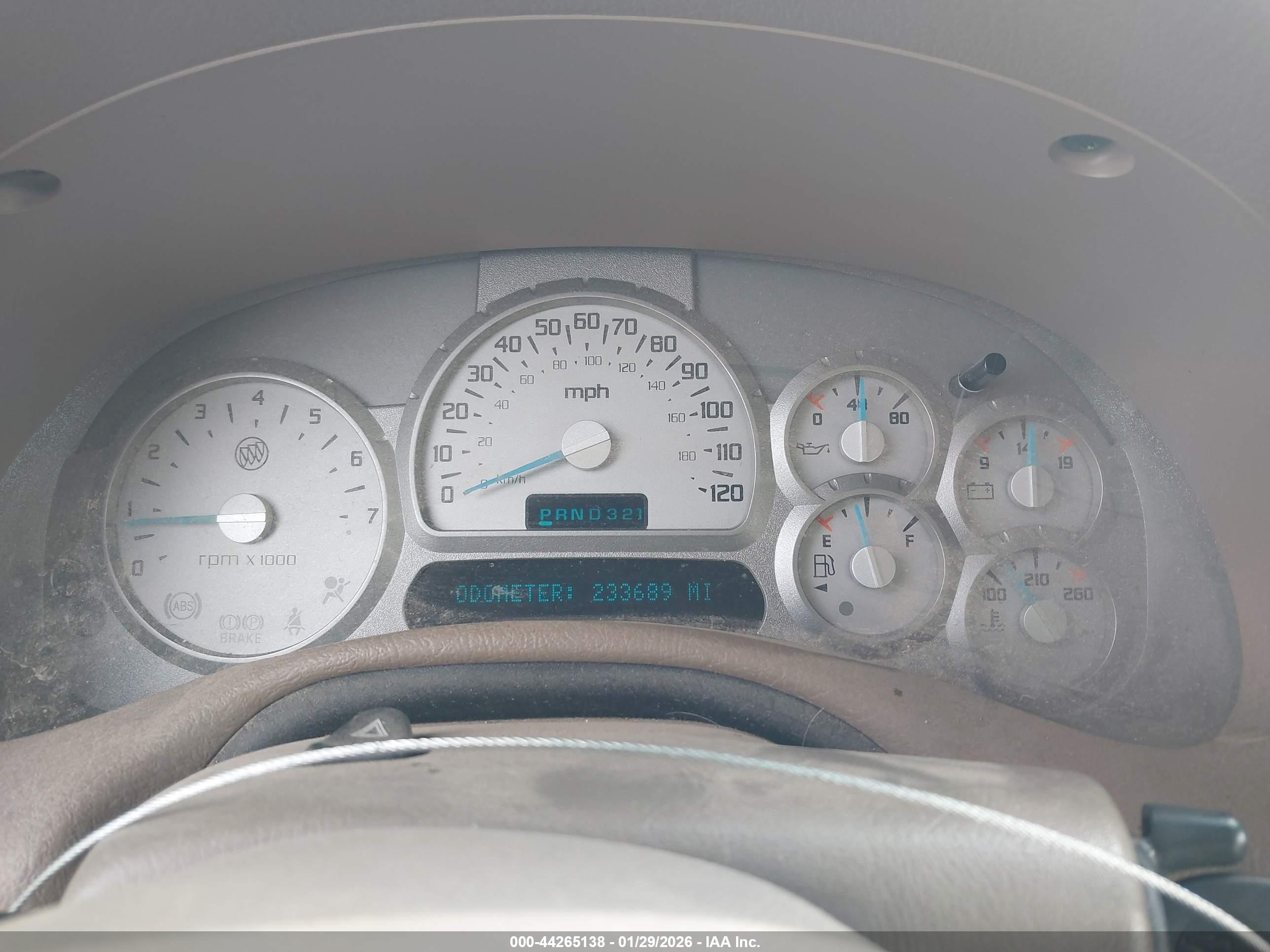 BUICK RAINIER image 7