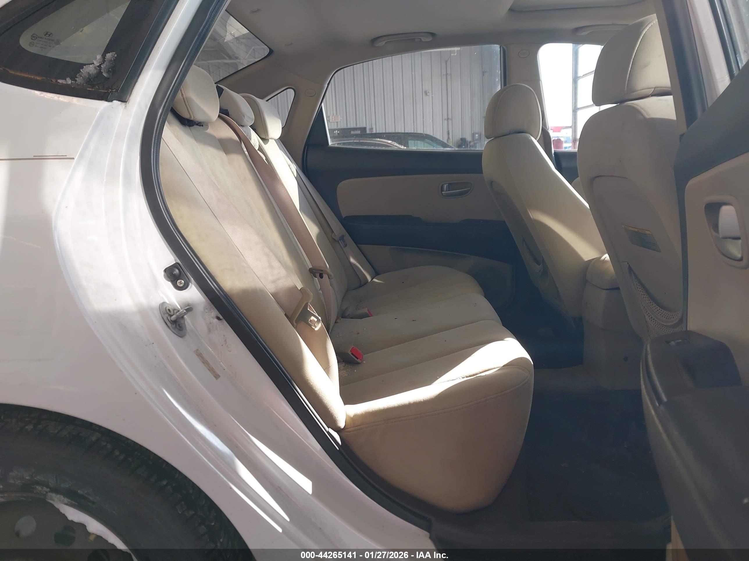 HYUNDAI ELANTRA image 8