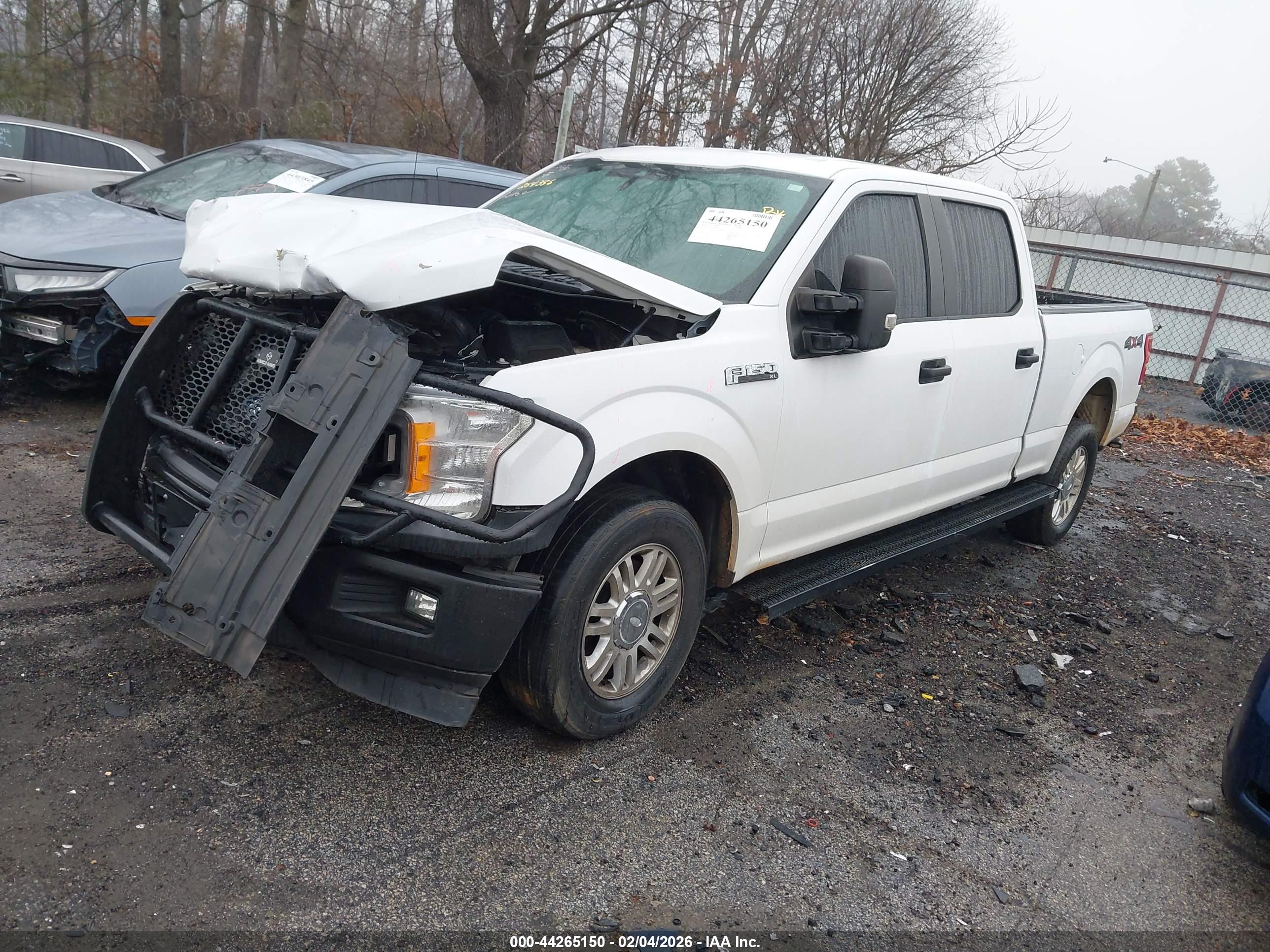 FORD F-150 image 2