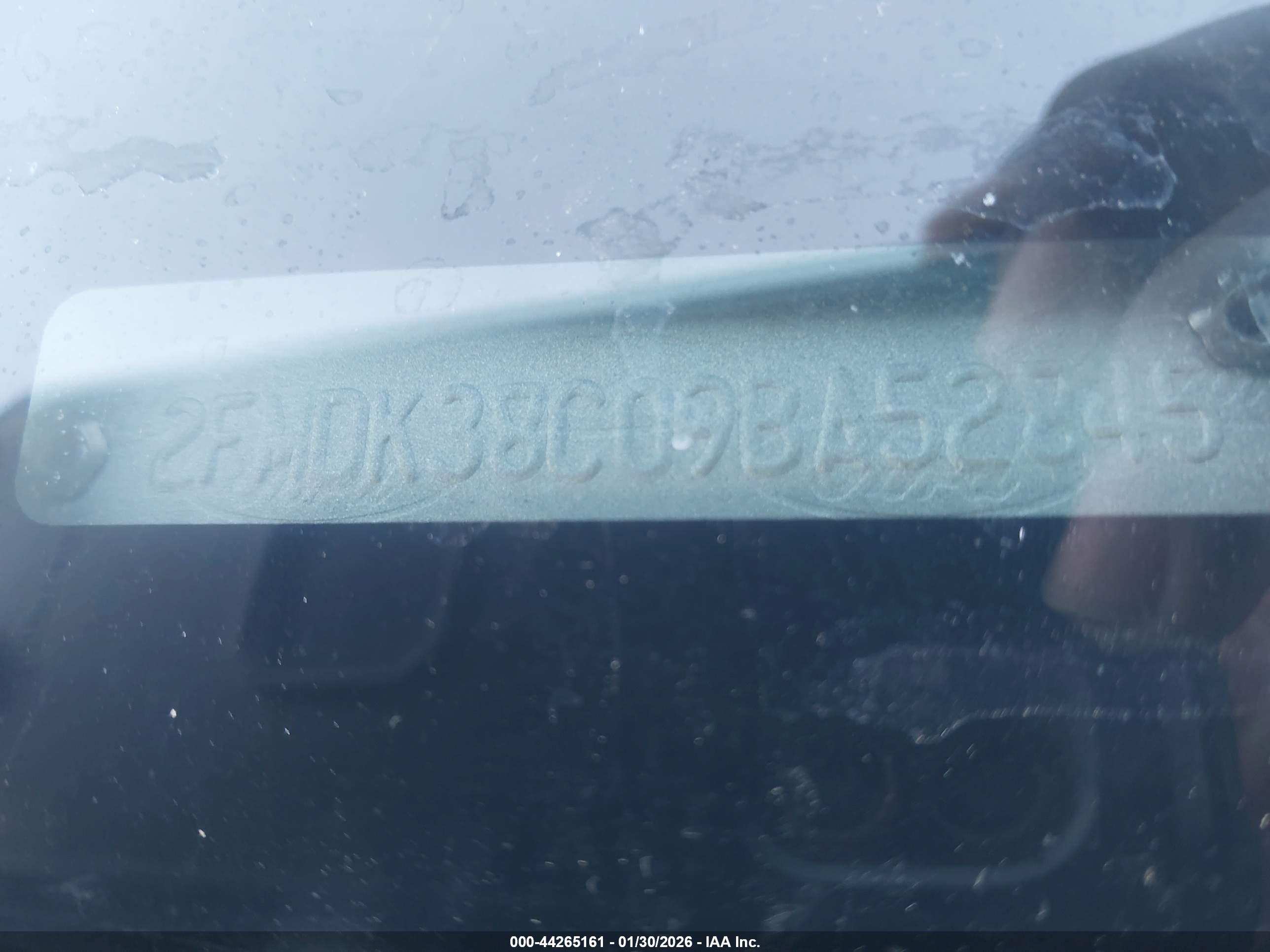 FORD EDGE image 9