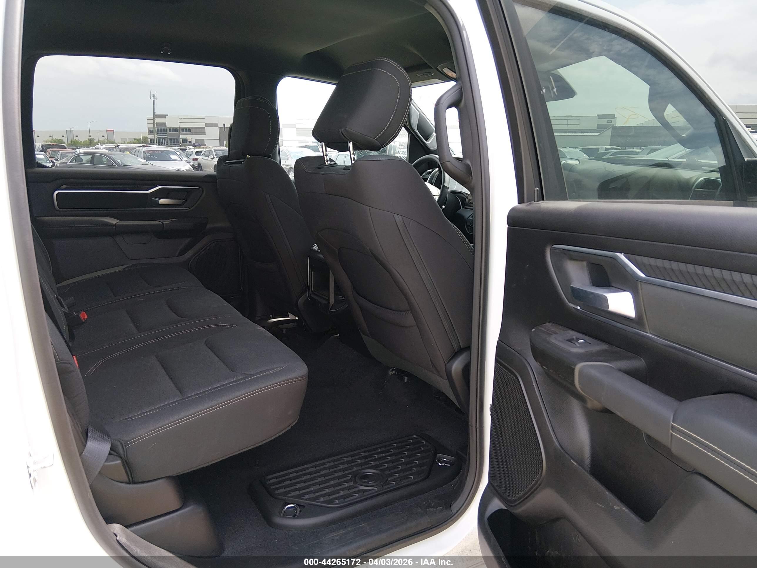 RAM 1500 image 8