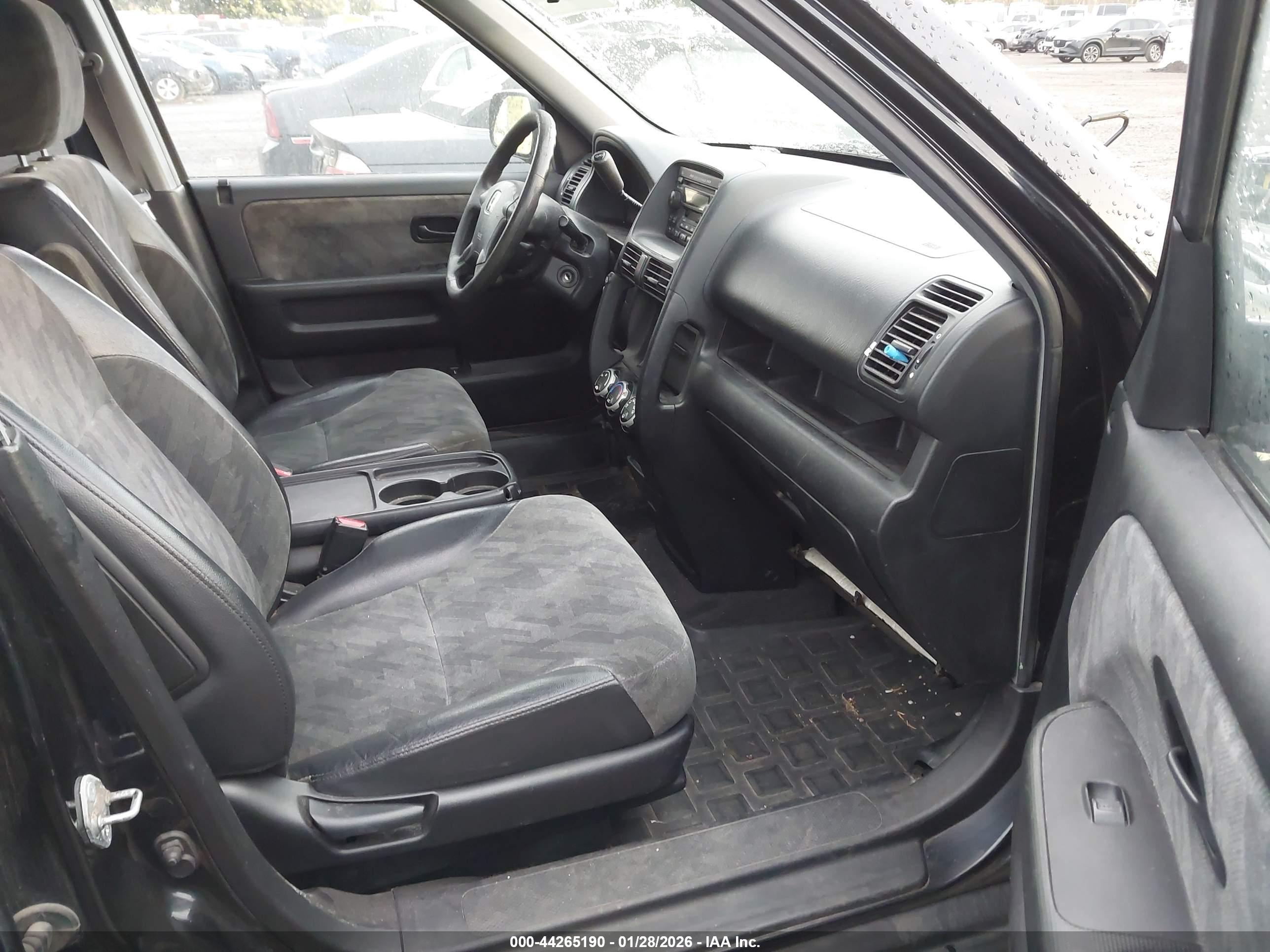 HONDA CR-V image 5