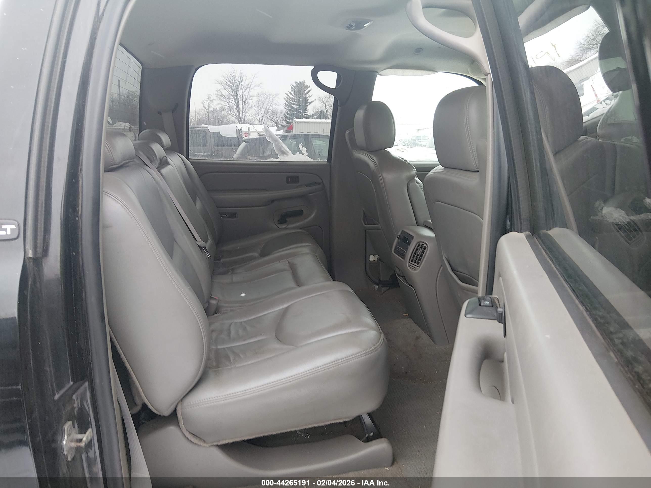 GMC SIERRA image 7