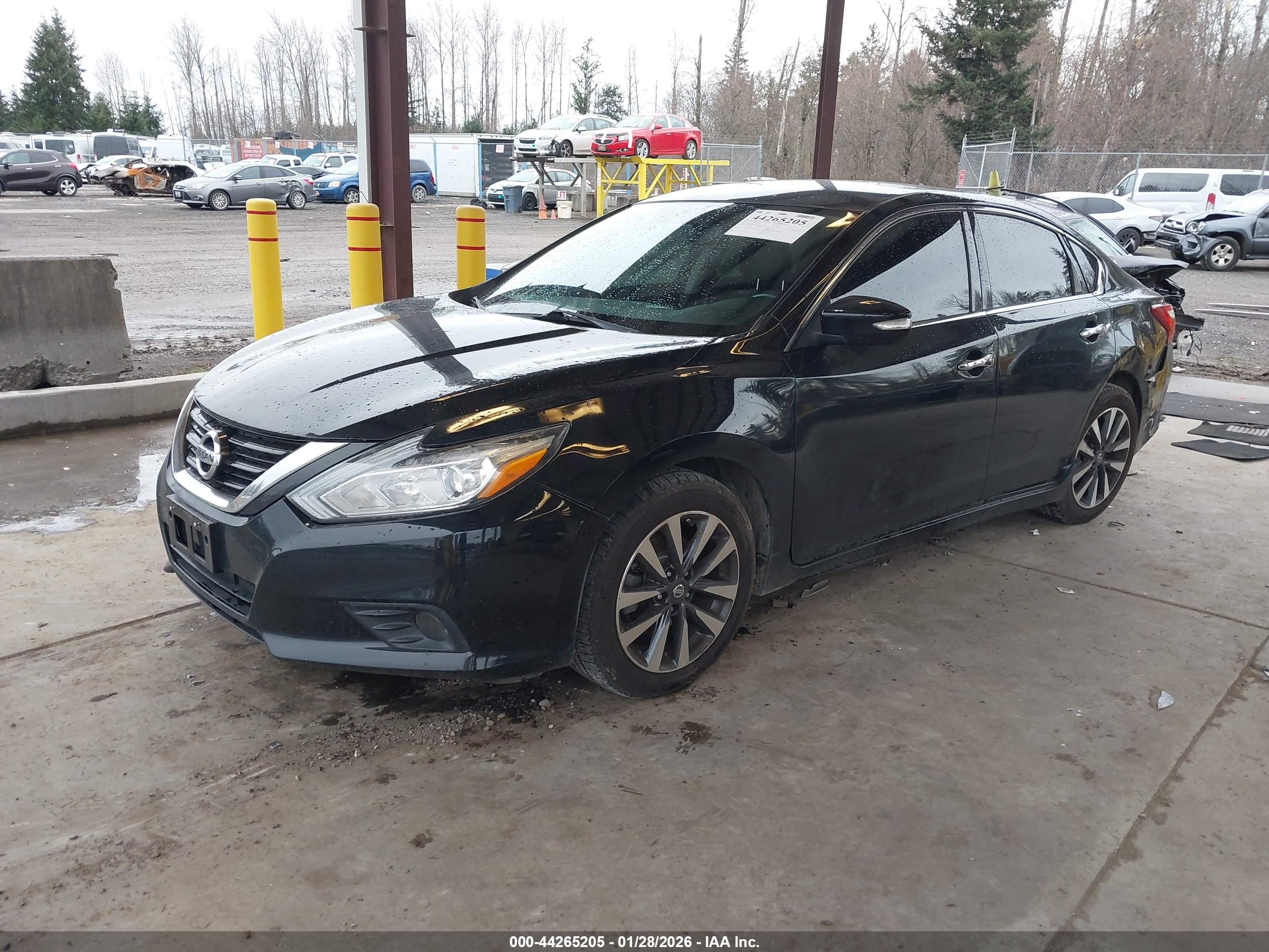 NISSAN ALTIMA image 2