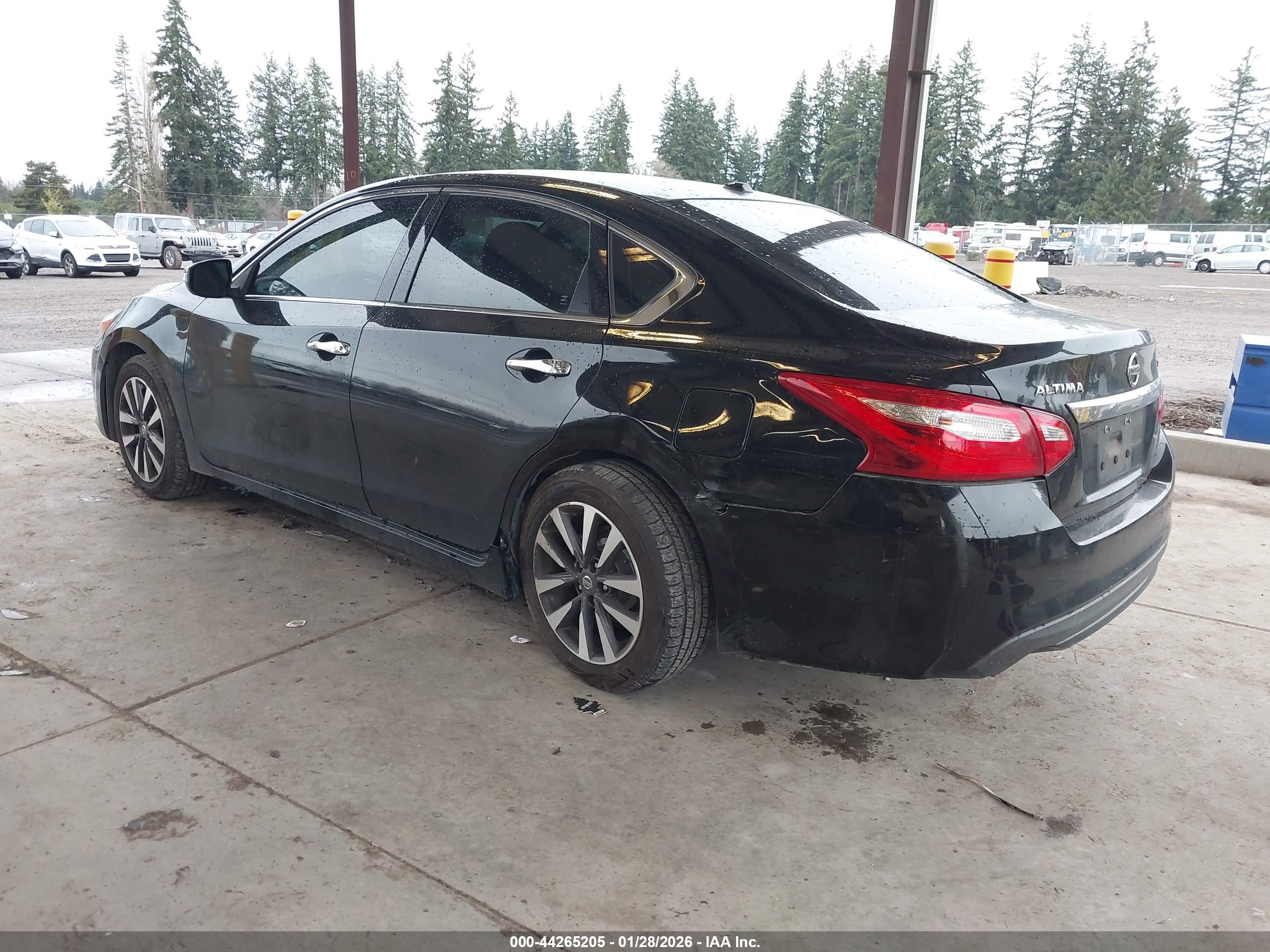 NISSAN ALTIMA image 3