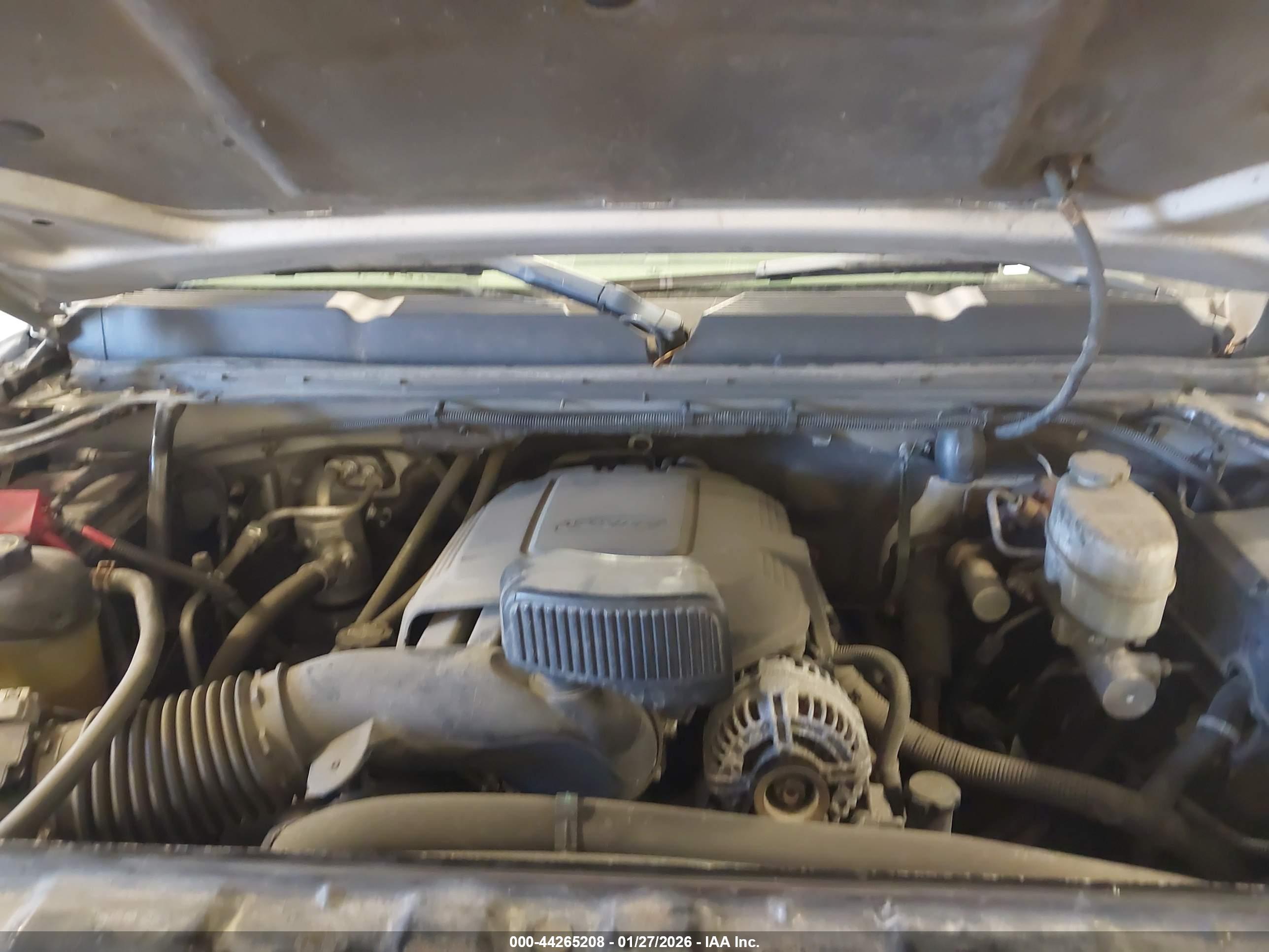 CHEVROLET SILVERADO image 10