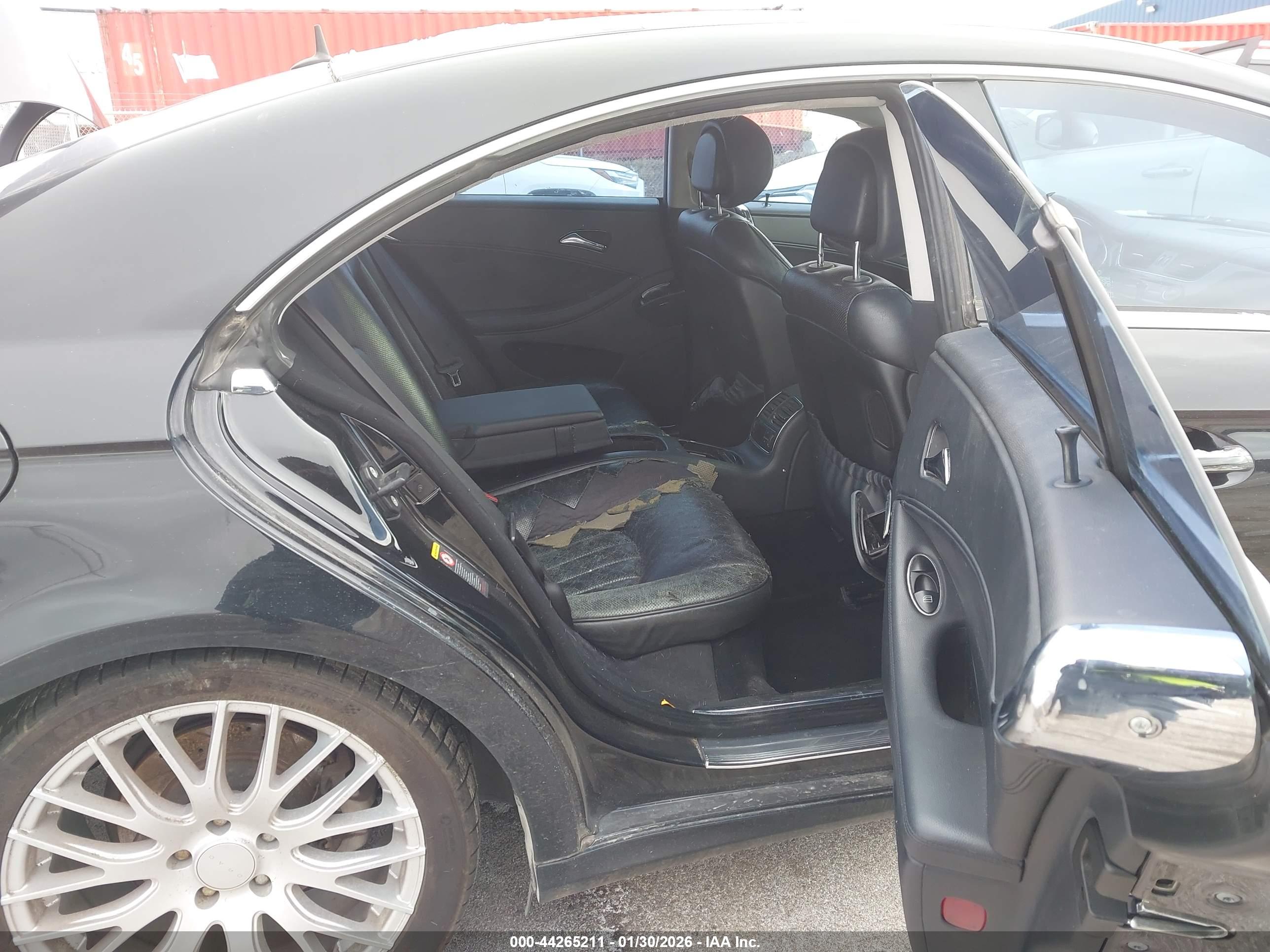 MERCEDES-BENZ CLS image 8