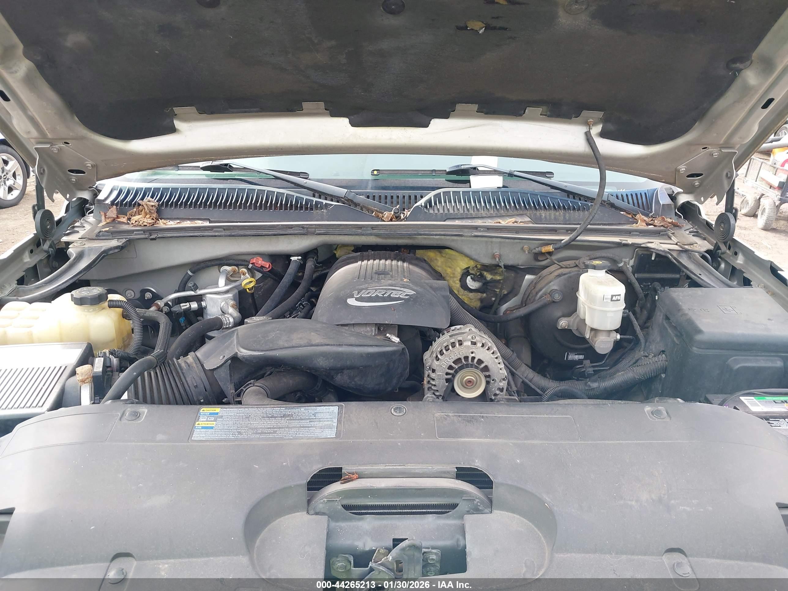 CHEVROLET SILVERADO image 10