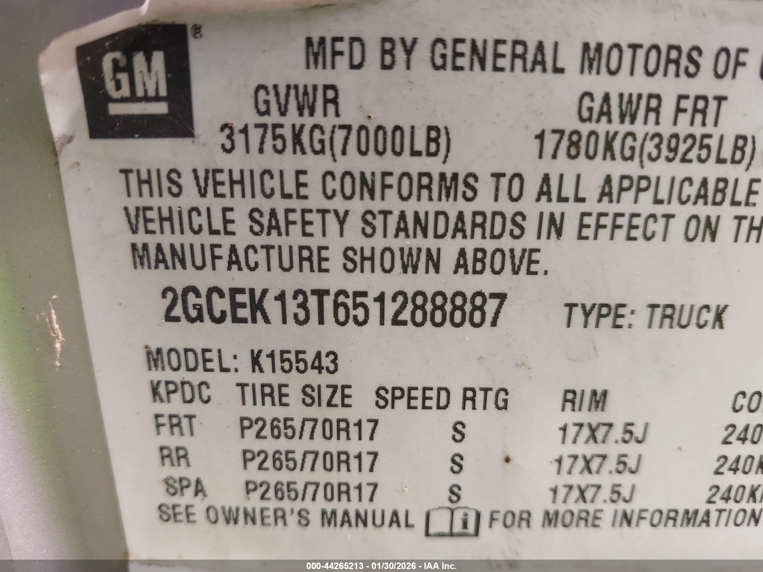 CHEVROLET SILVERADO image 9