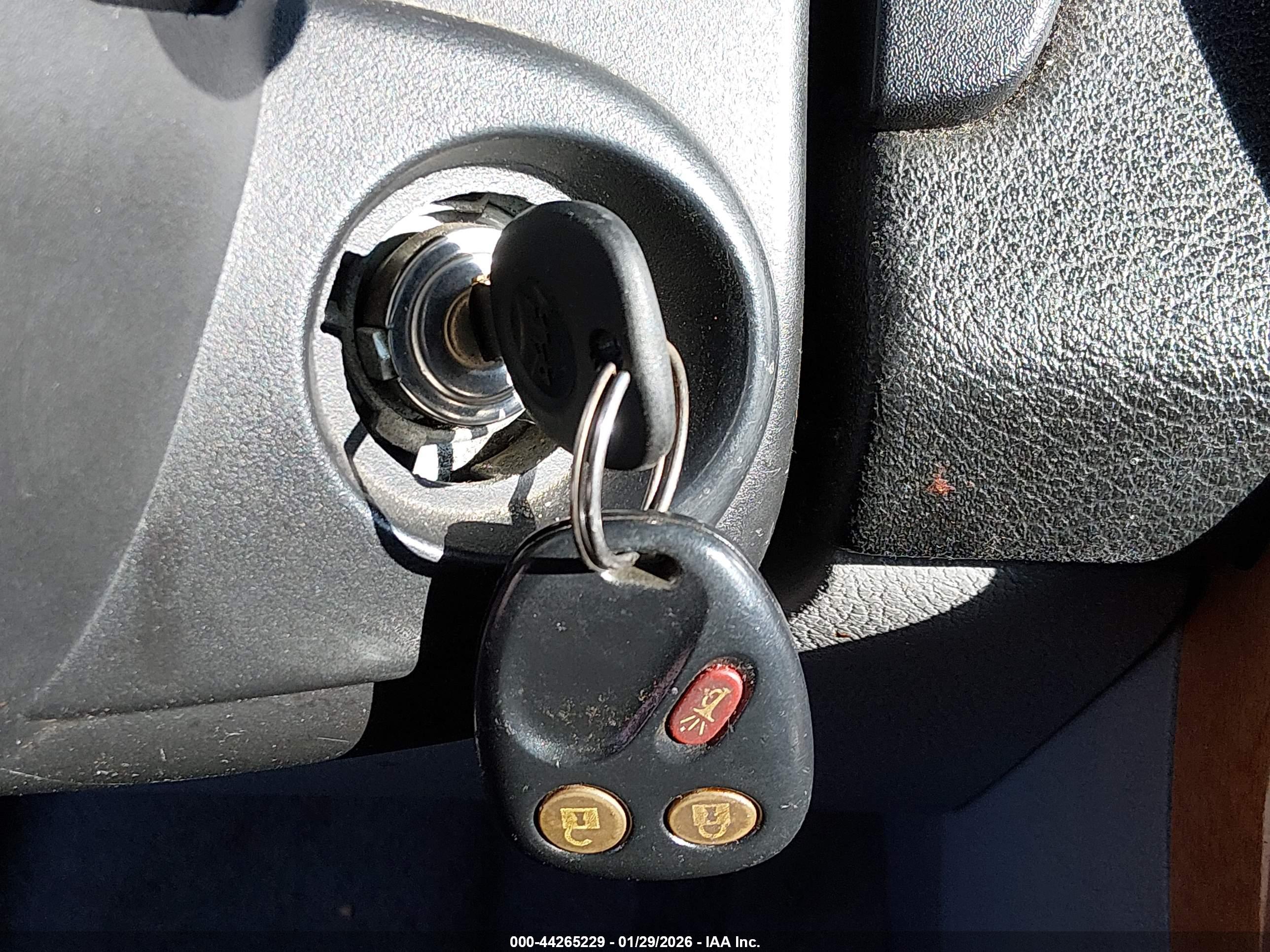 SATURN VUE image 11
