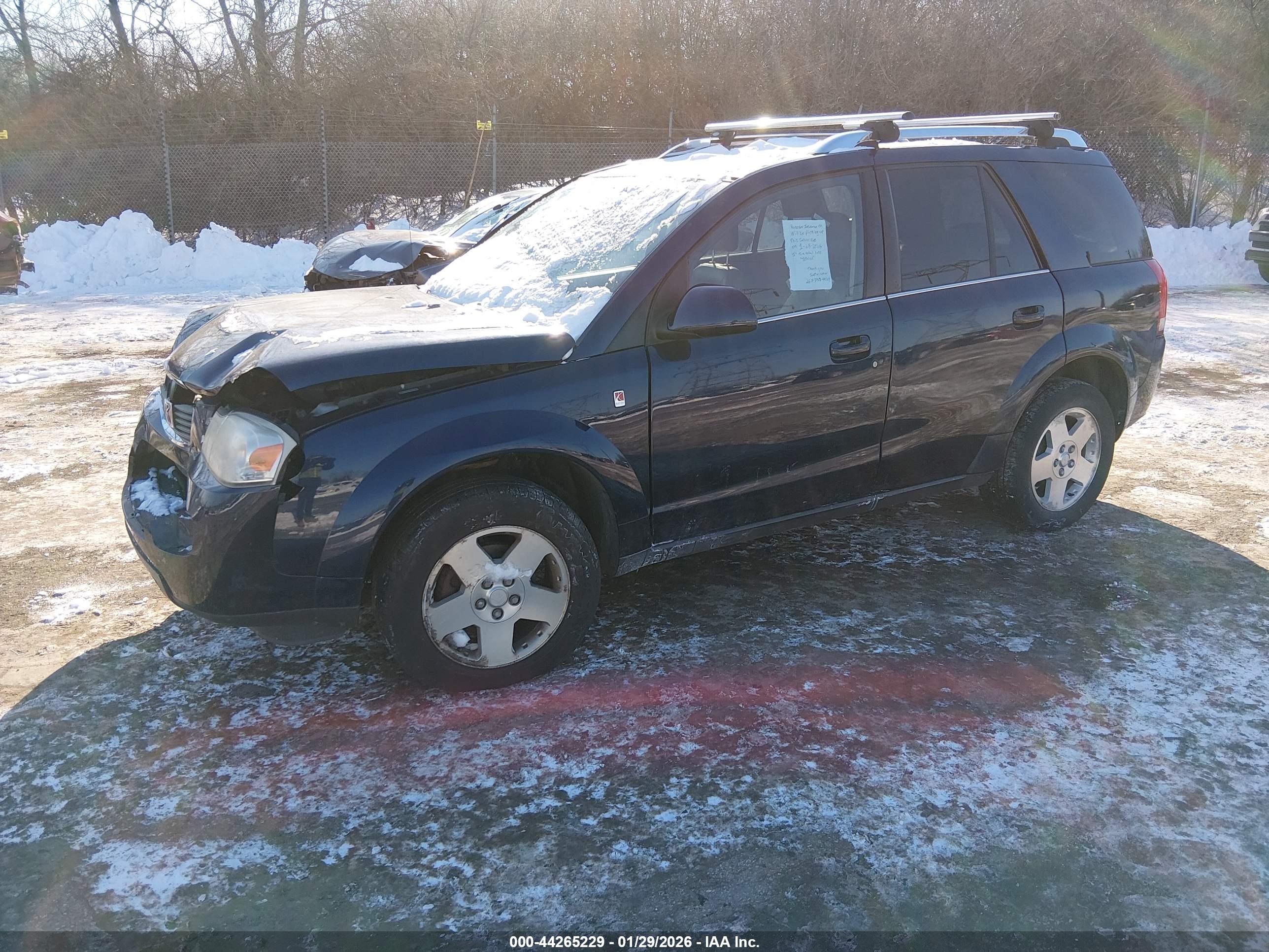 SATURN VUE image 2