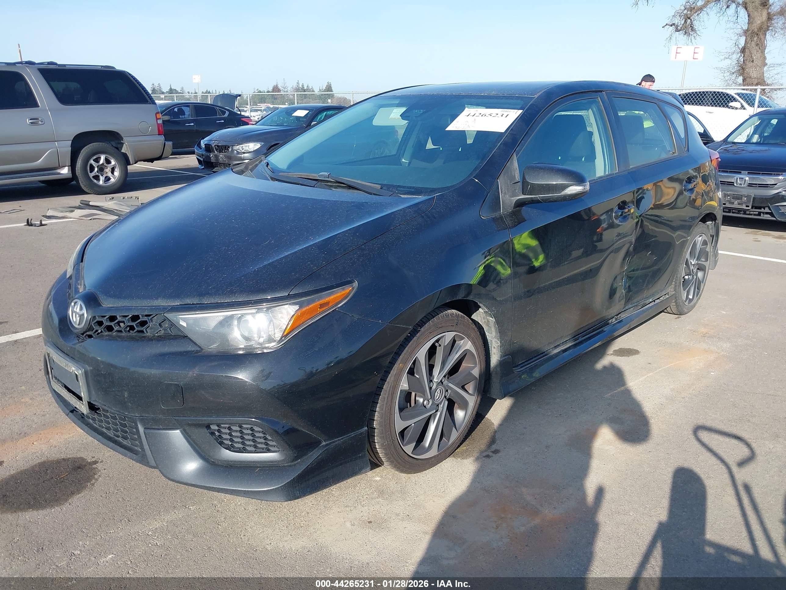 TOYOTA COROLLA image 2