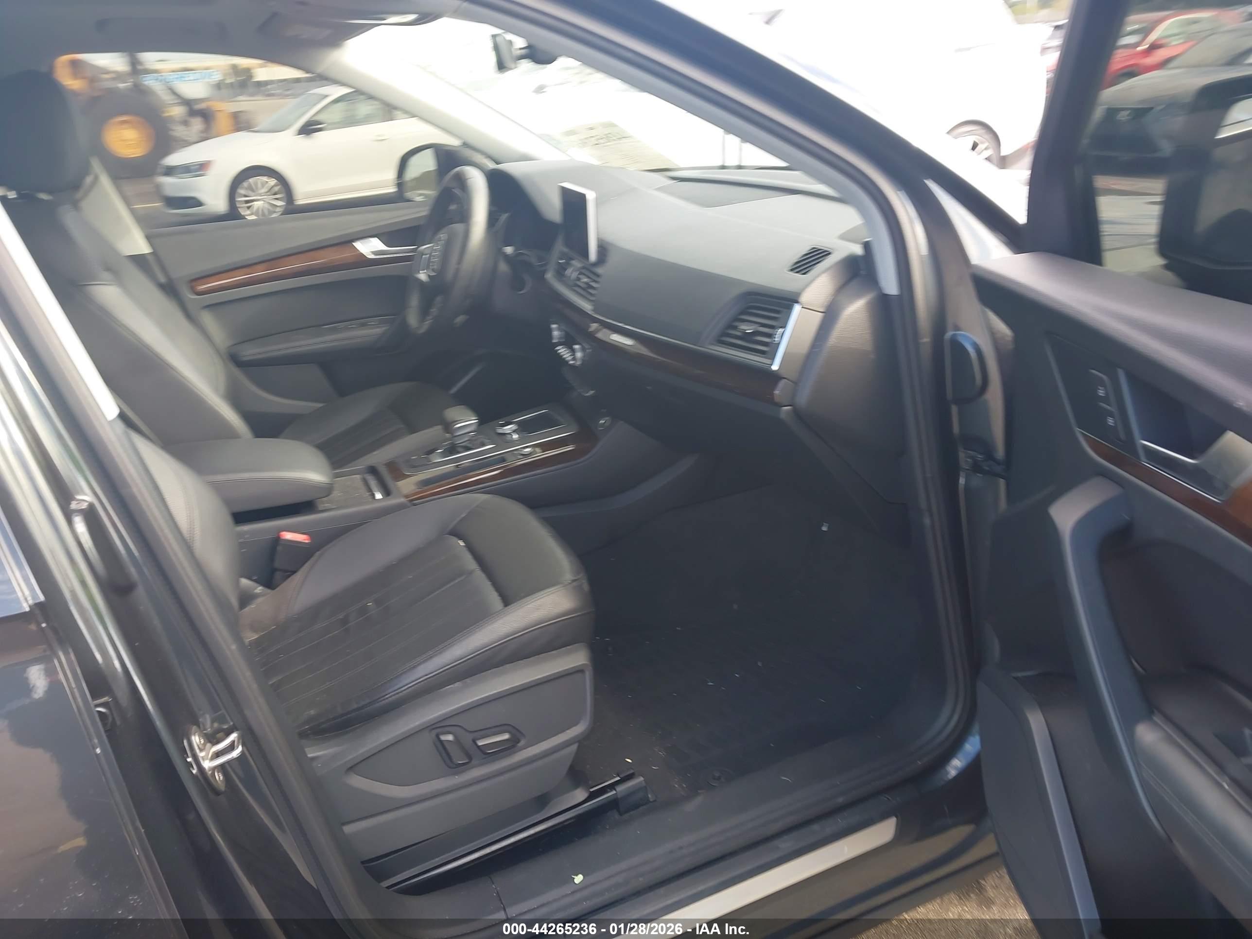 AUDI Q5 image 5