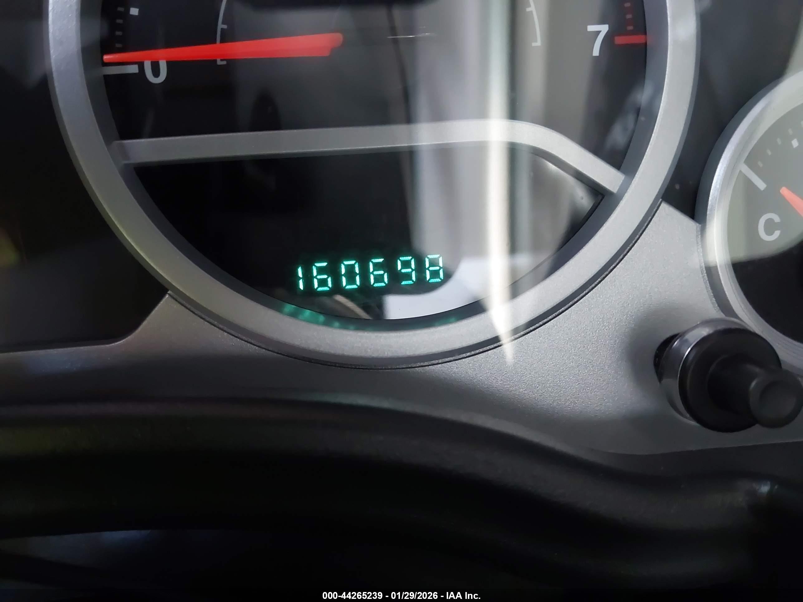 JEEP WRANGLER image 7