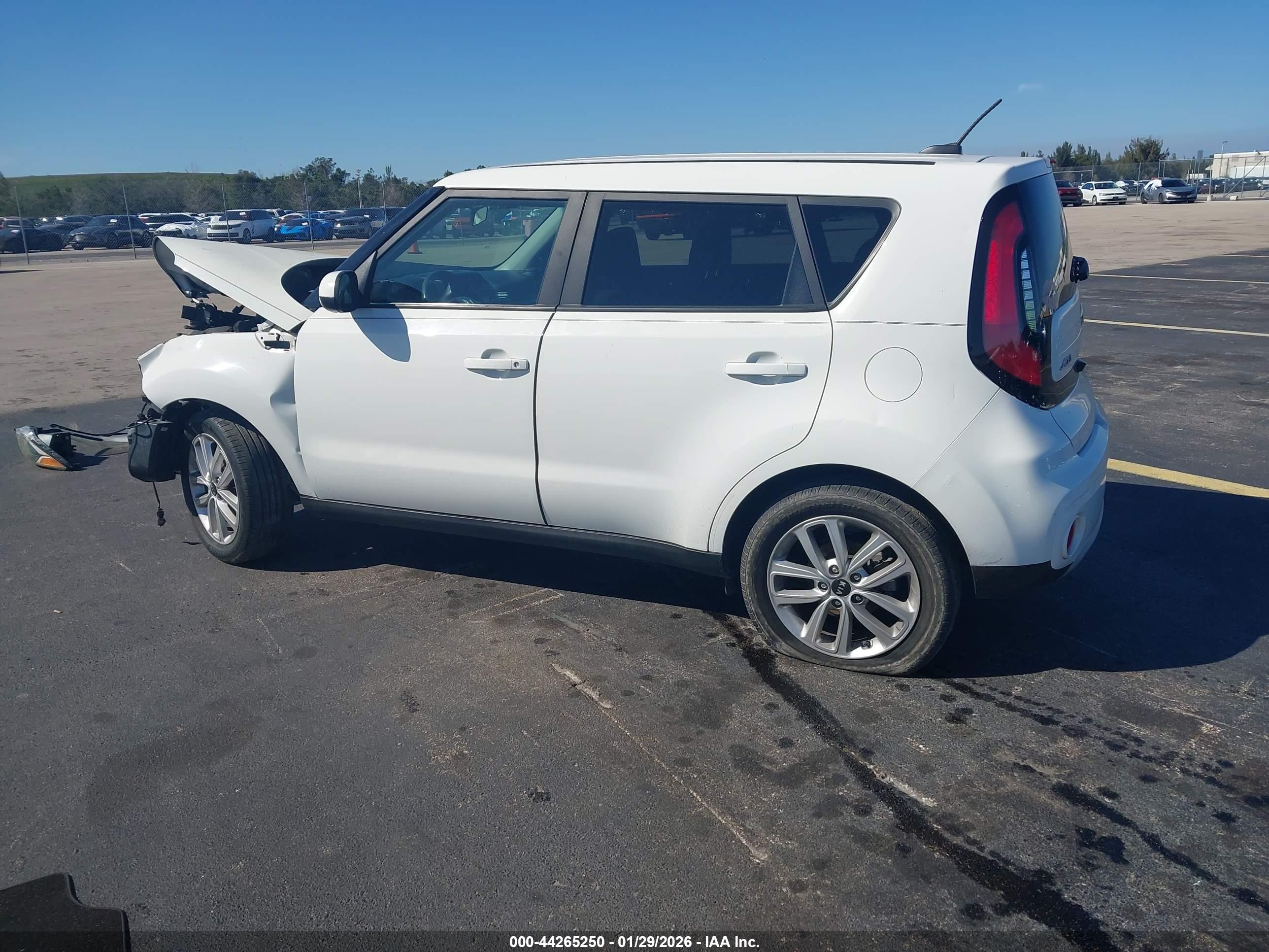 KIA SOUL image 3