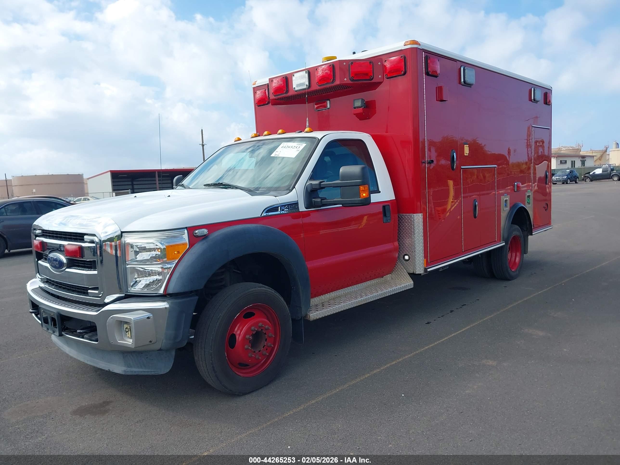 FORD F-450 image 2