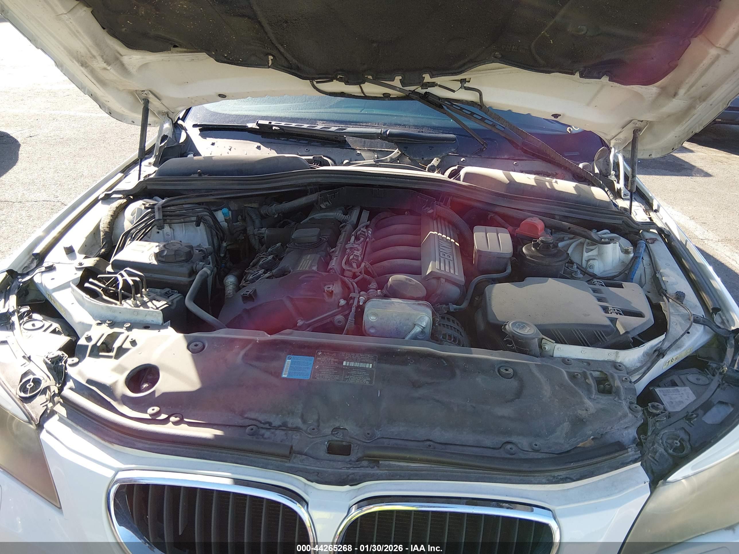 BMW 528I image 10