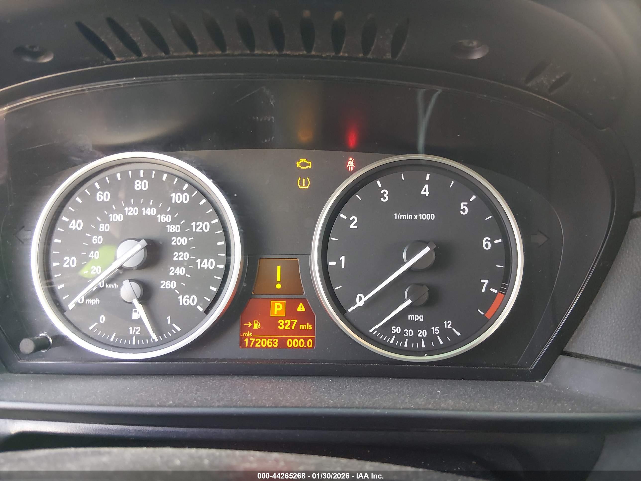 BMW 528I image 7